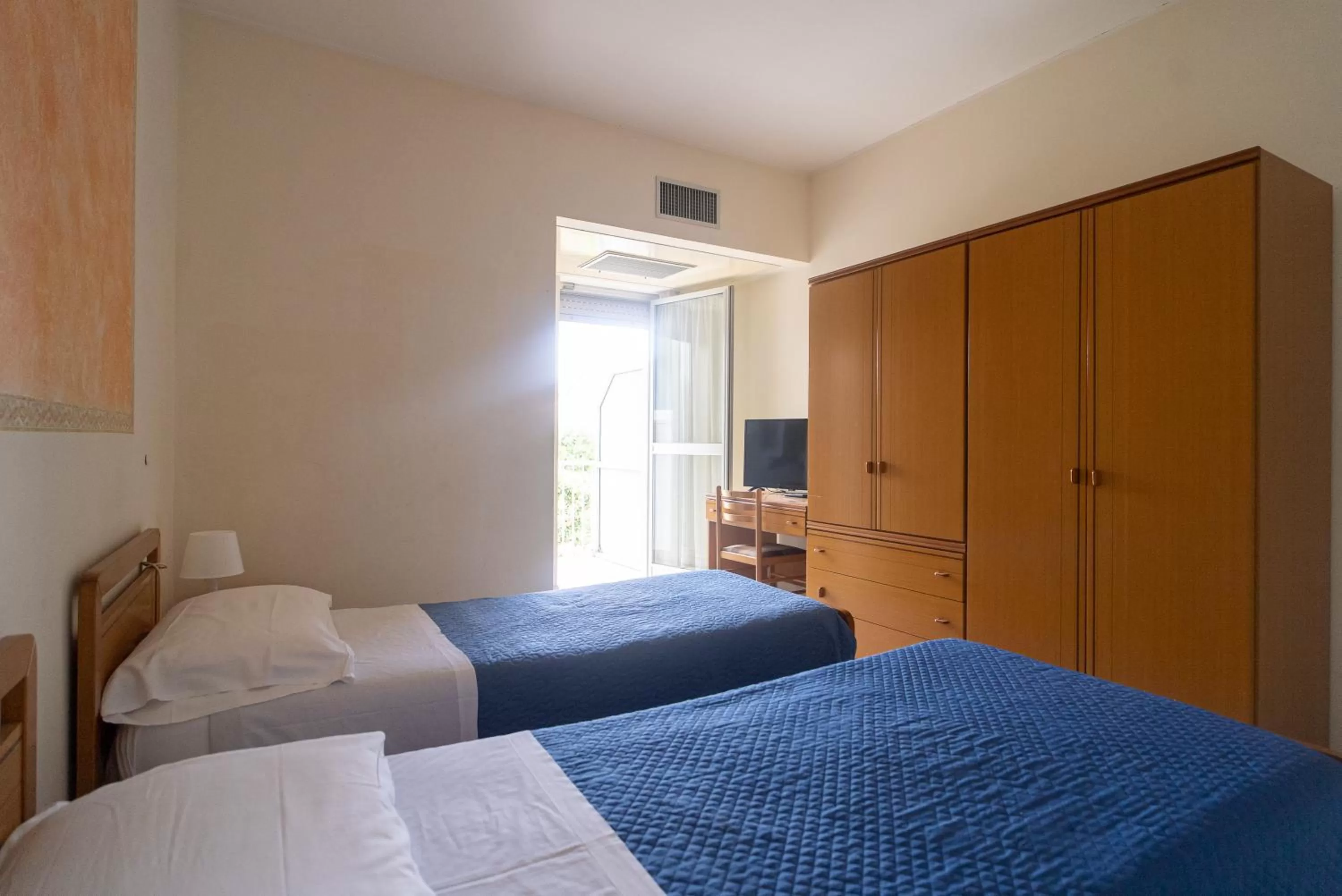 Photo of the whole room, Bed in Hotel La Fonte