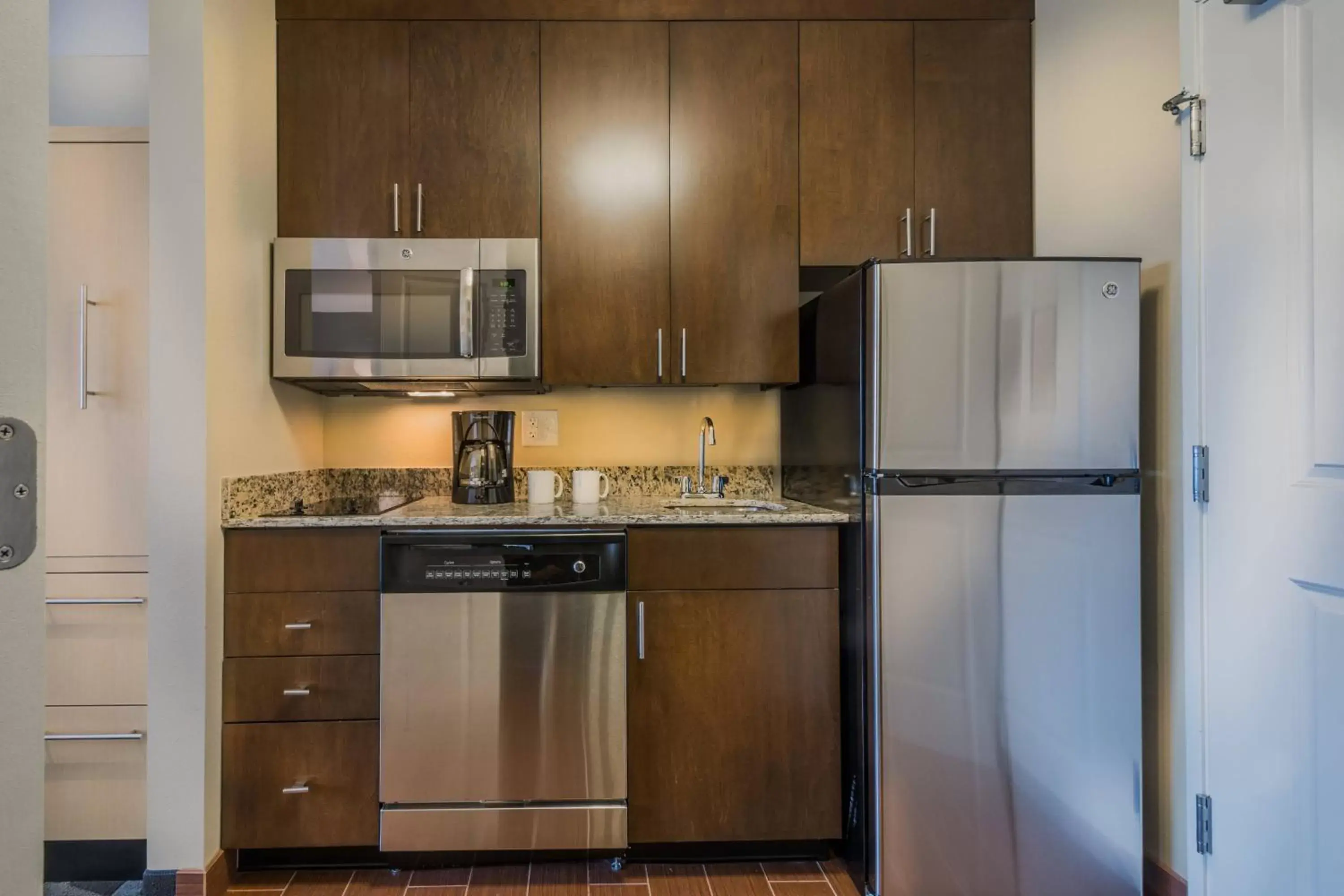 Kitchen or kitchenette, Kitchen/Kitchenette in TownePlace Suites by Marriott Goldsboro