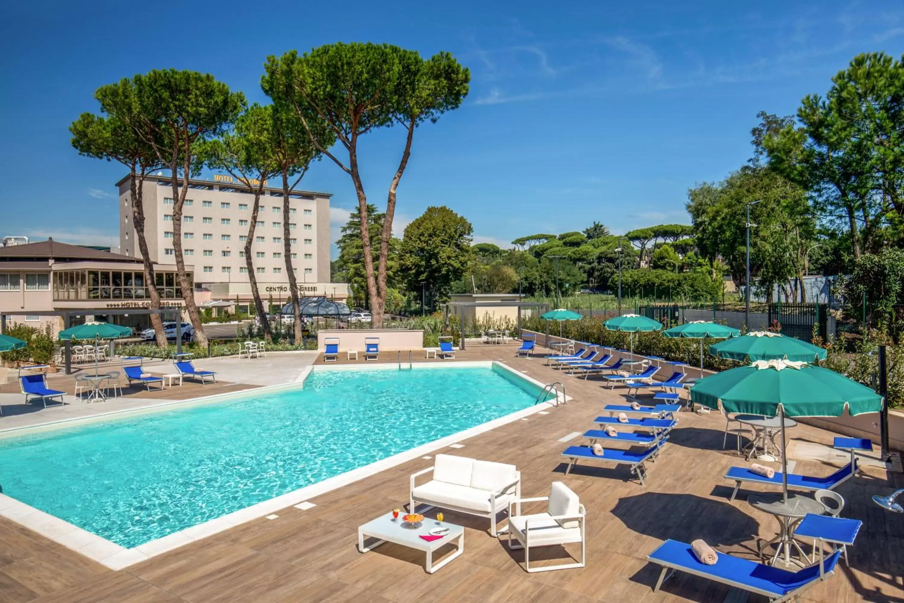 Pool view, Swimming Pool in Hotel Cristoforo Colombo
