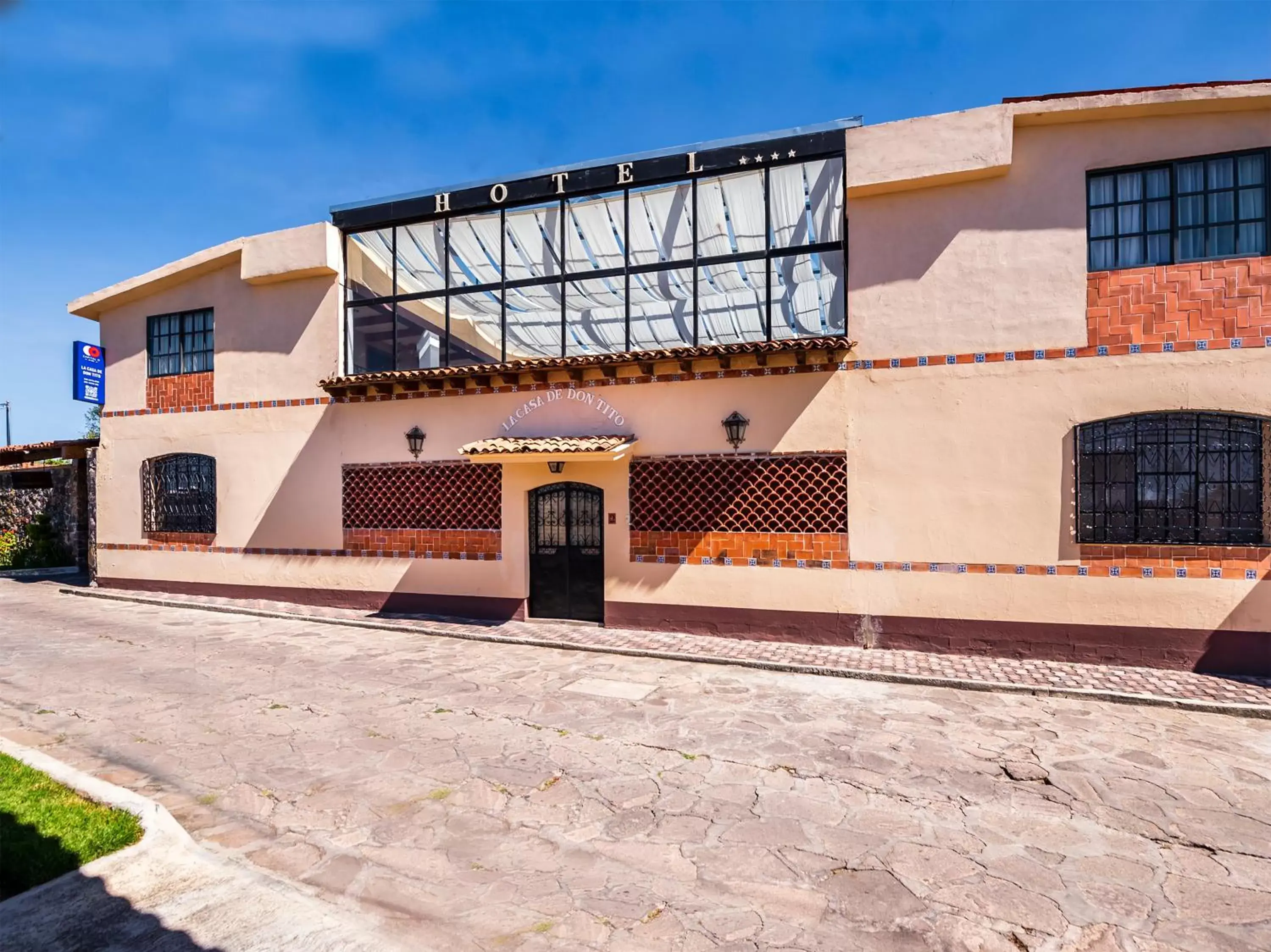 Facade/entrance, Property Building in Hotel Casa Don Tito