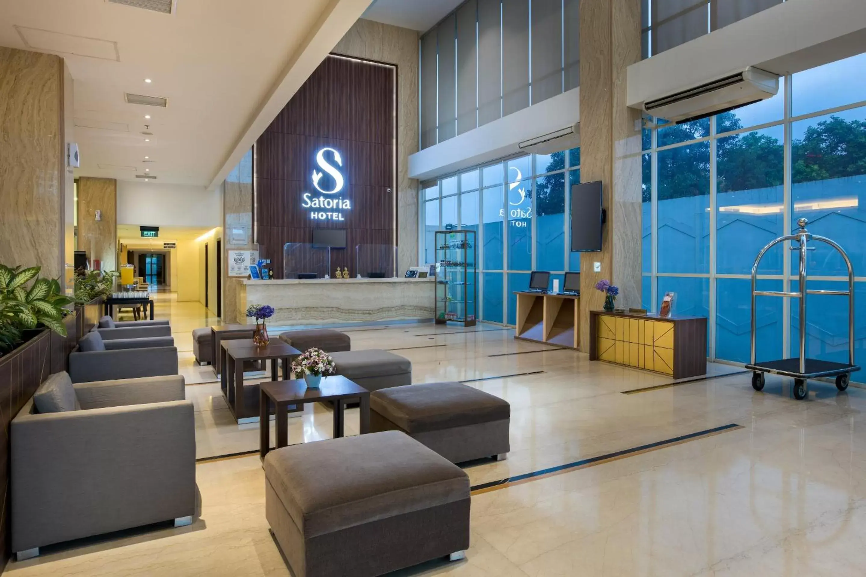 Lobby or reception in Satoria Hotel Yogyakarta - CHSE Certified