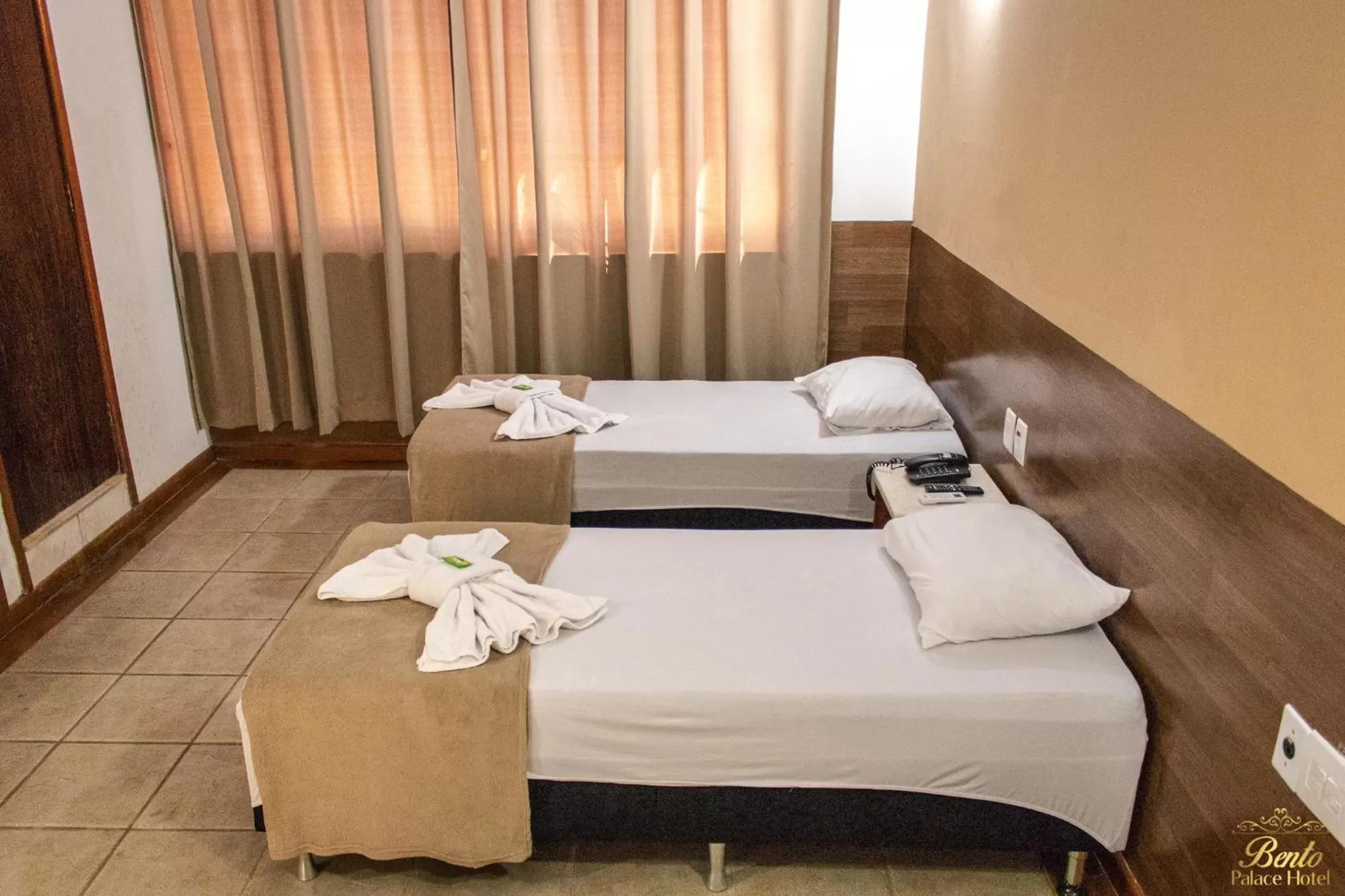 Bed in Bento palace hotel