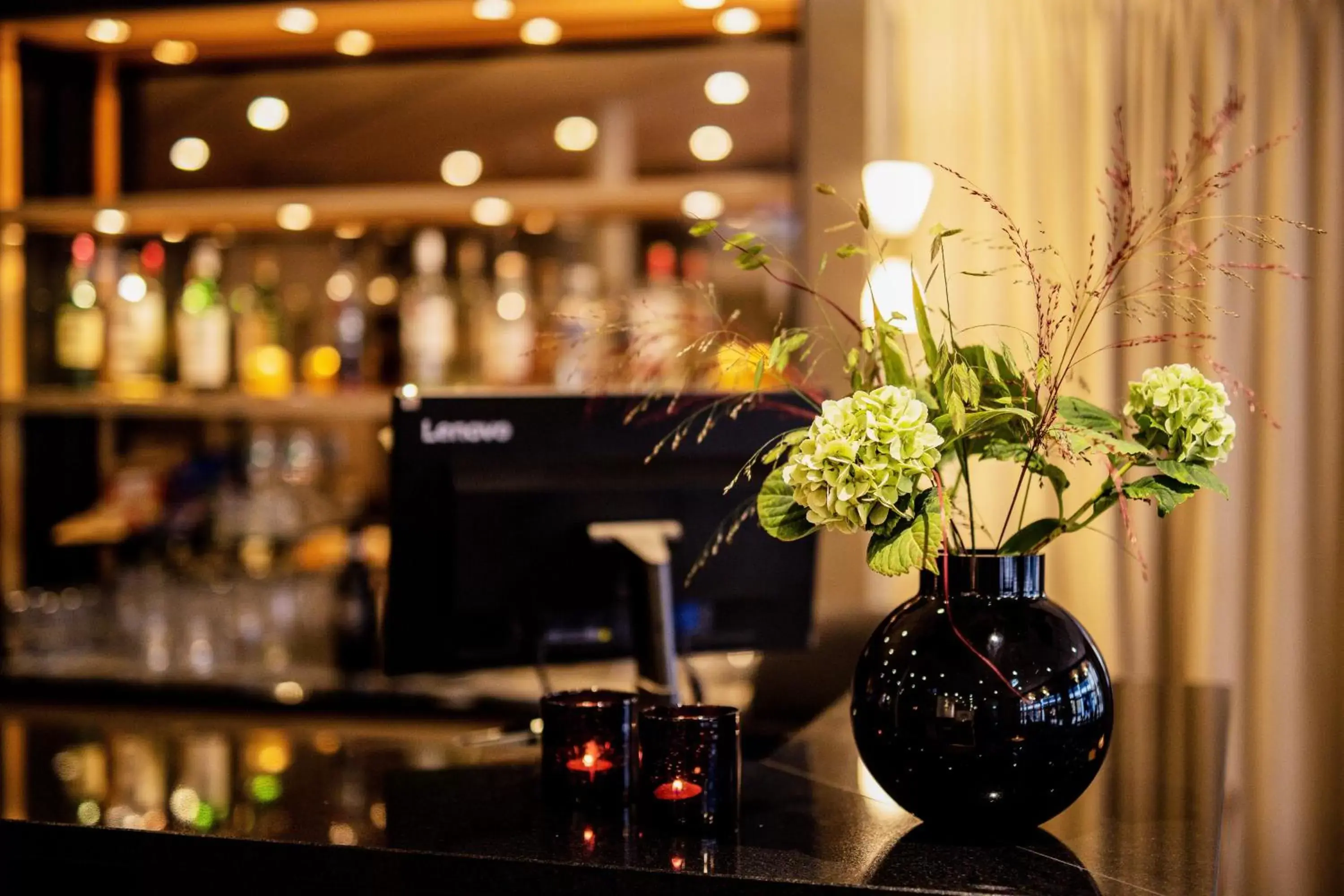 Lobby or reception in Clarion Collection Hotel Cardinal