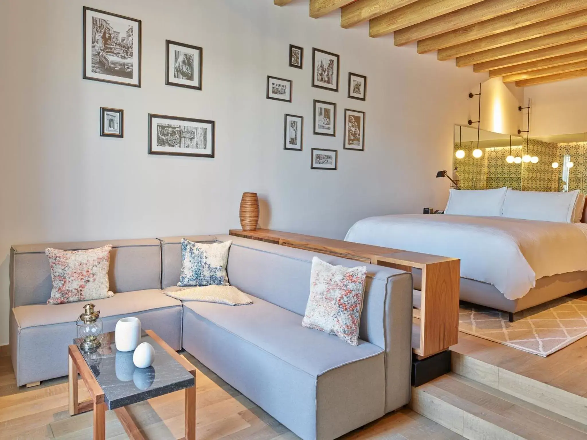 Photo of the whole room, Seating Area in Live Aqua San Miguel de Allende Urban Resort