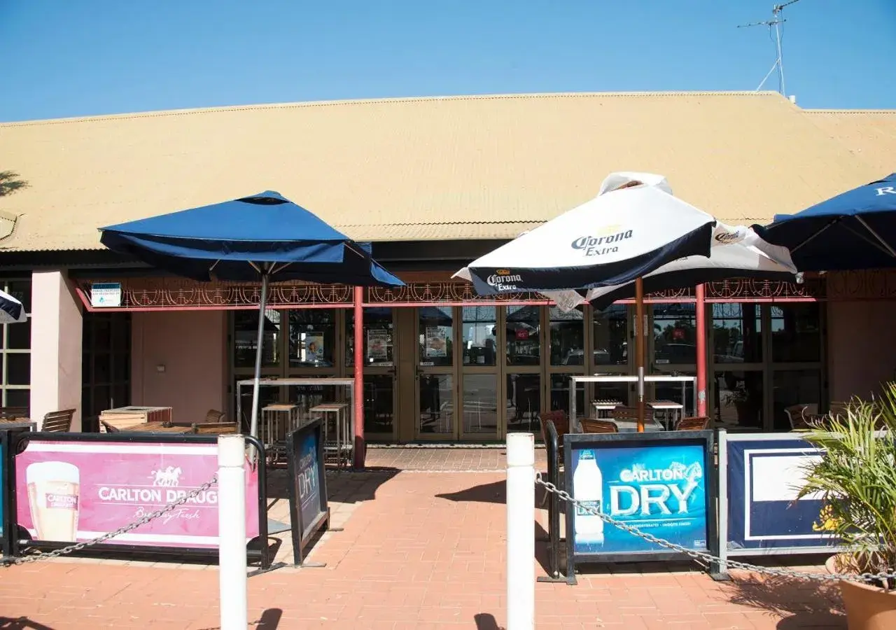 Patio in Roebuck Bay Hotel