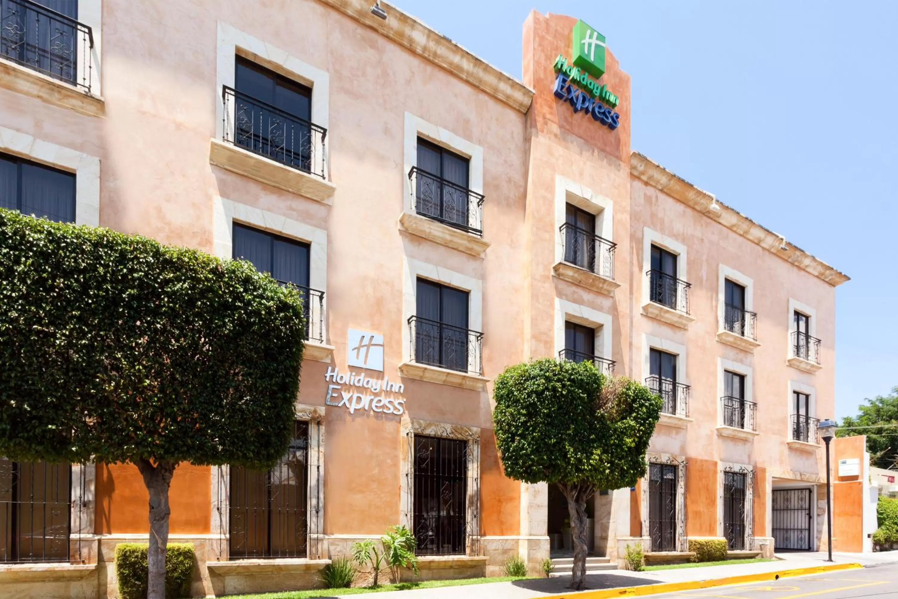 Property building in Holiday Inn Express Oaxaca - Centro Historico by IHG