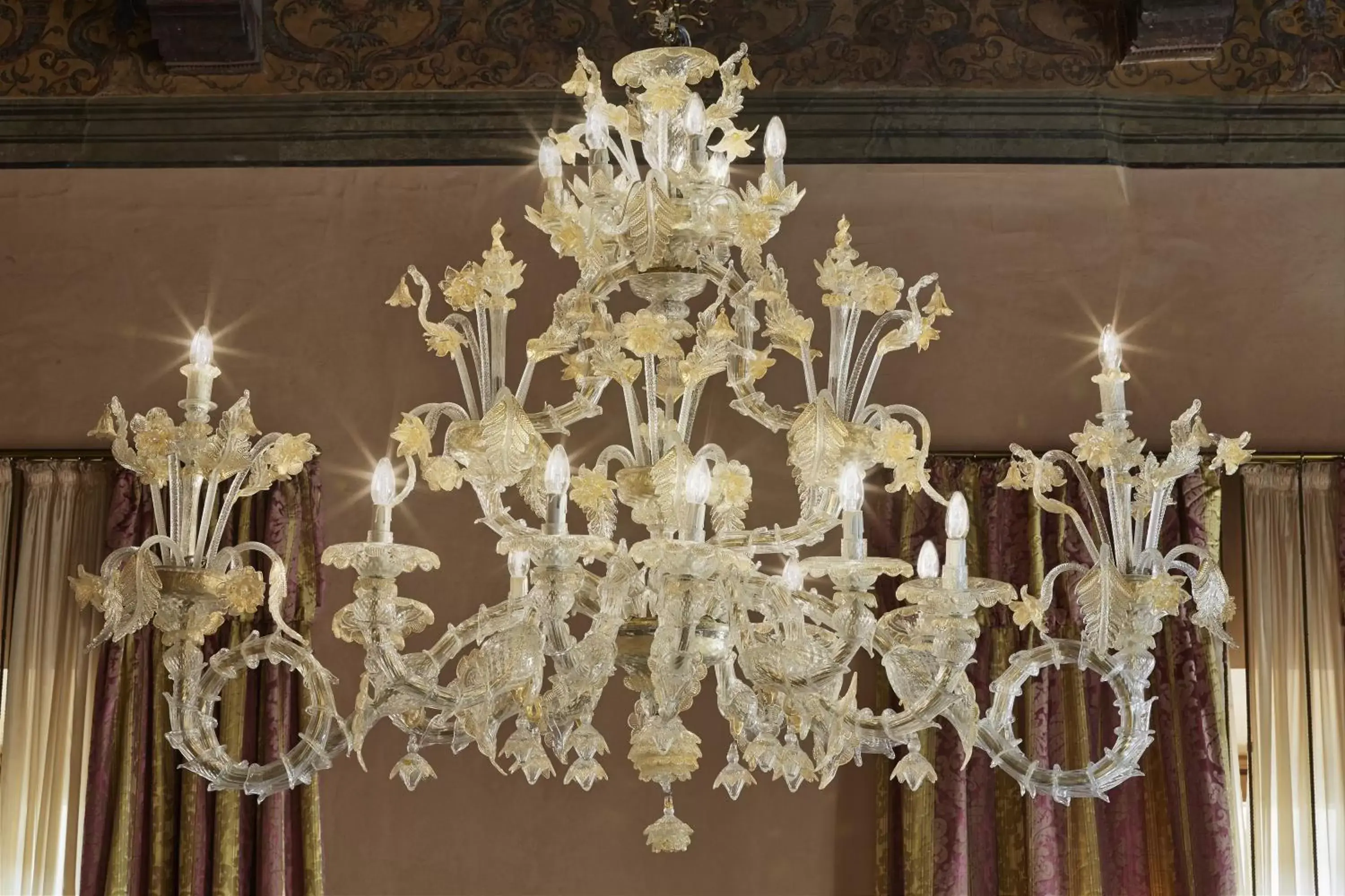 Decorative detail, Banquet Facilities in Albergo Cappello