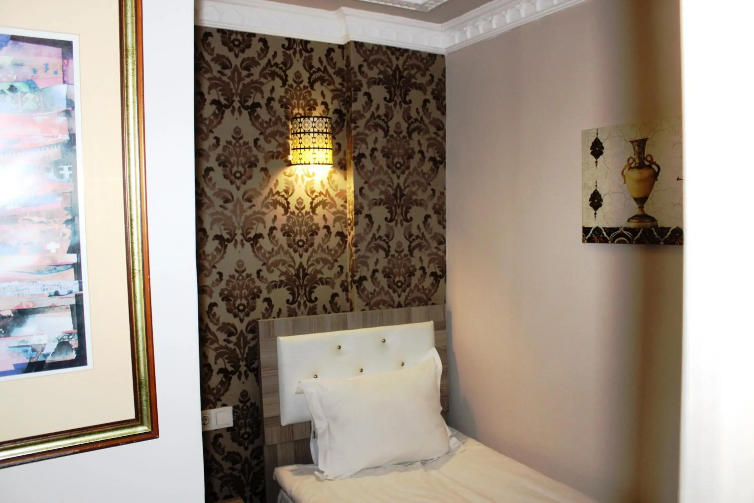 cot, Bed in Ararat Hotel