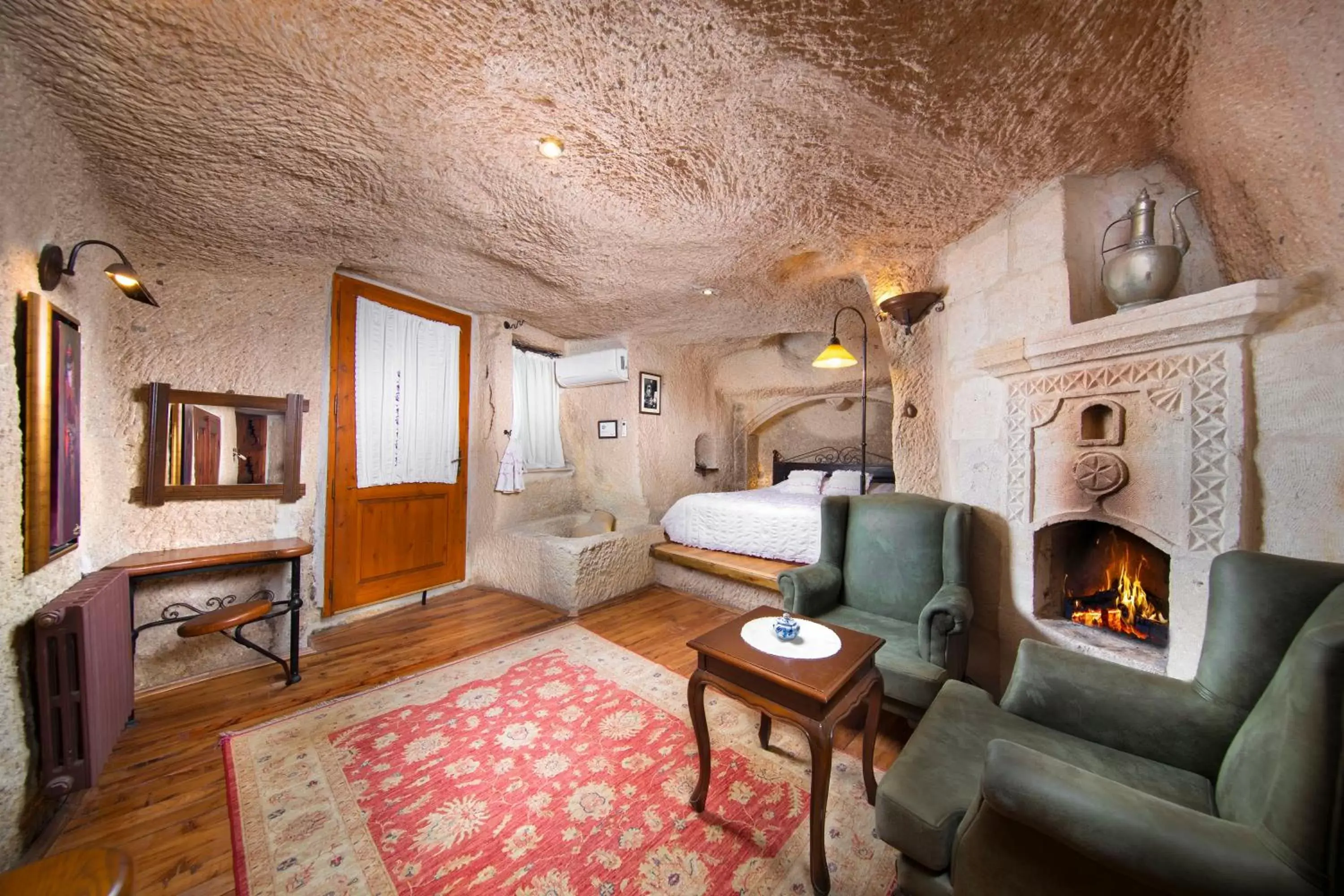 Bed, Seating Area in Terra Cave Hotel