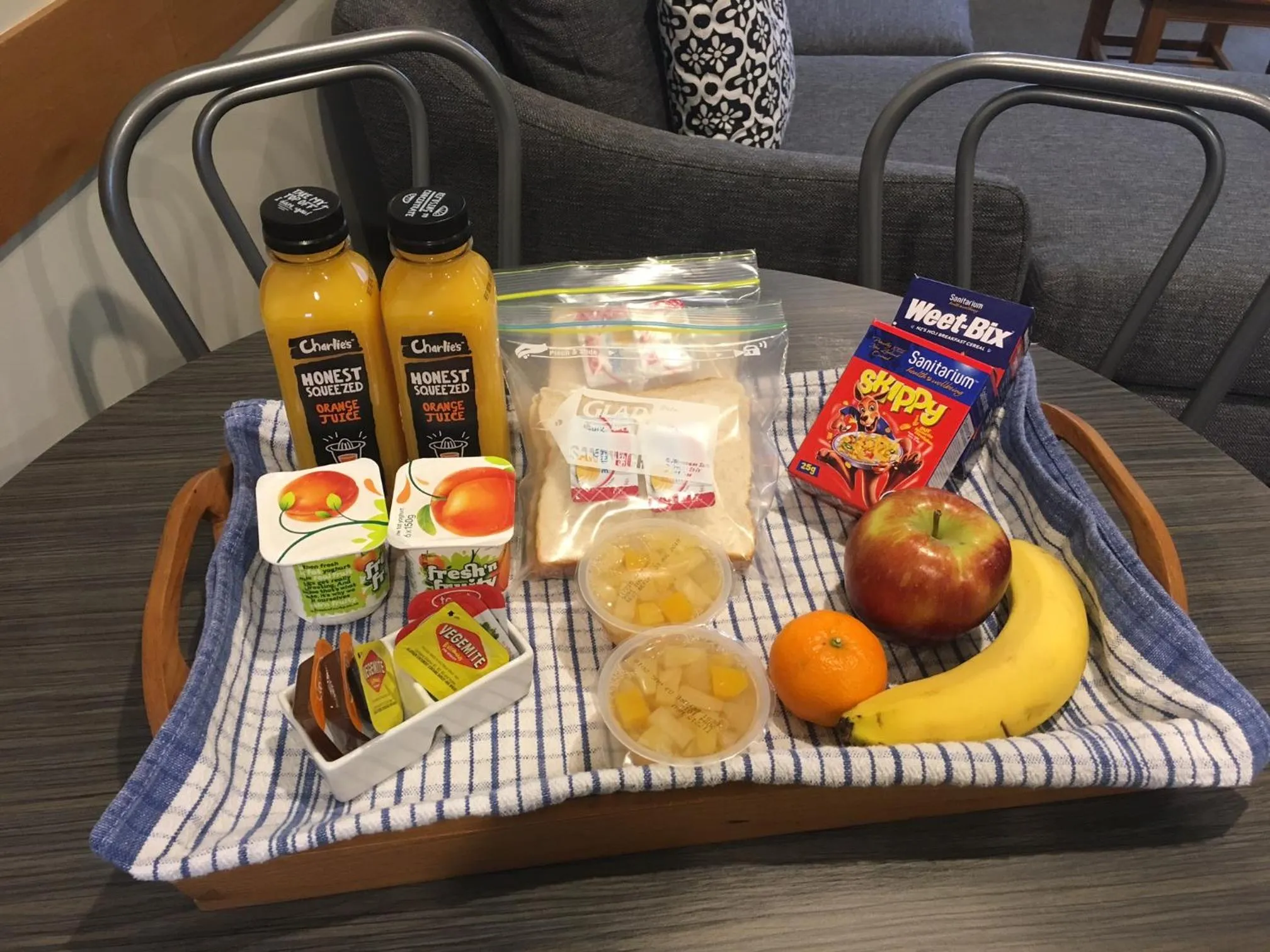 Breakfast in Dunedin Motel and Villas