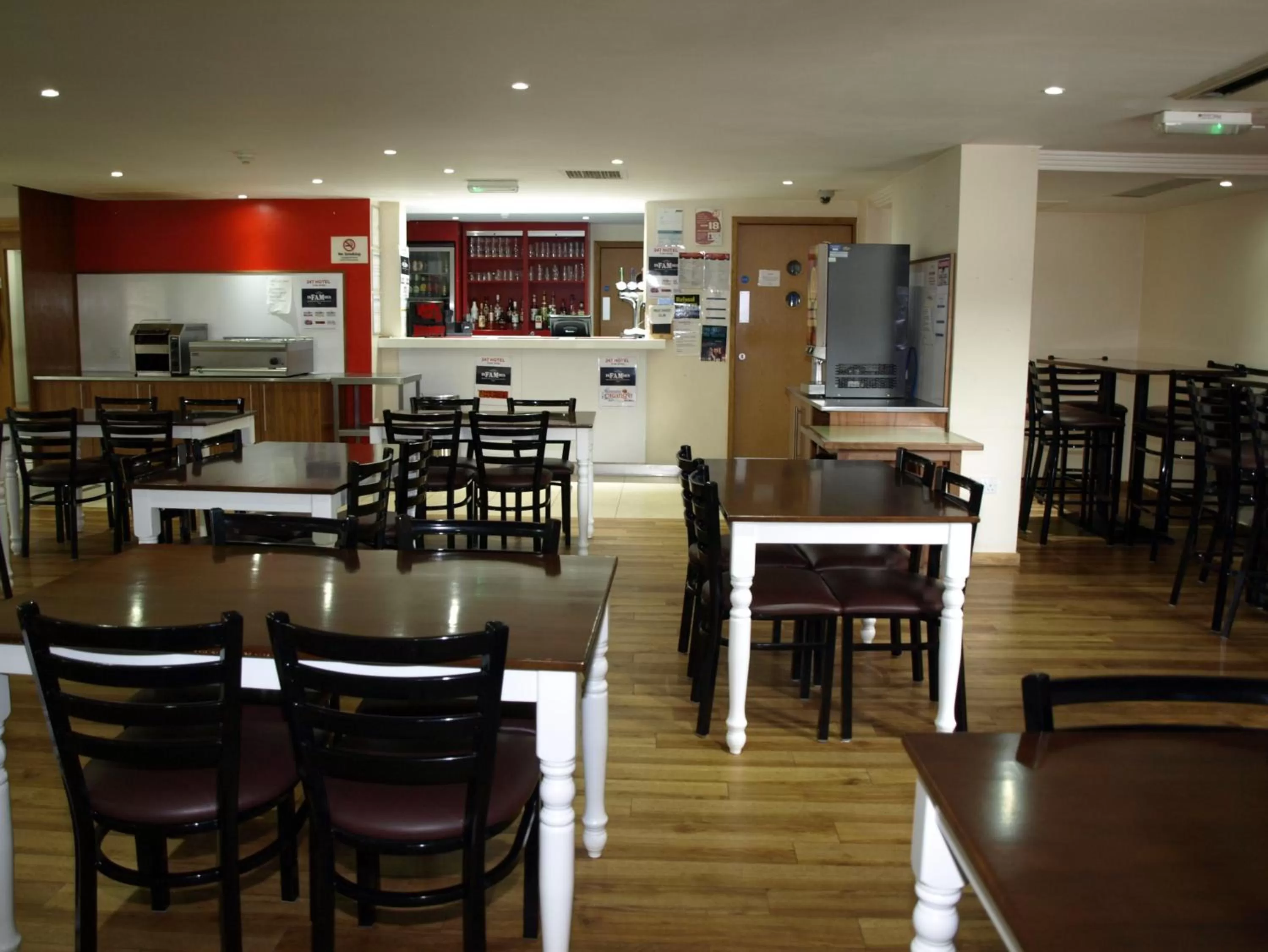 Restaurant/places to eat in 247Hotel