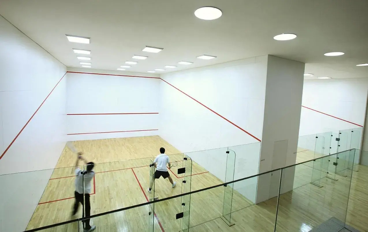 Squash, Other Activities in Rolling Hills Hotel