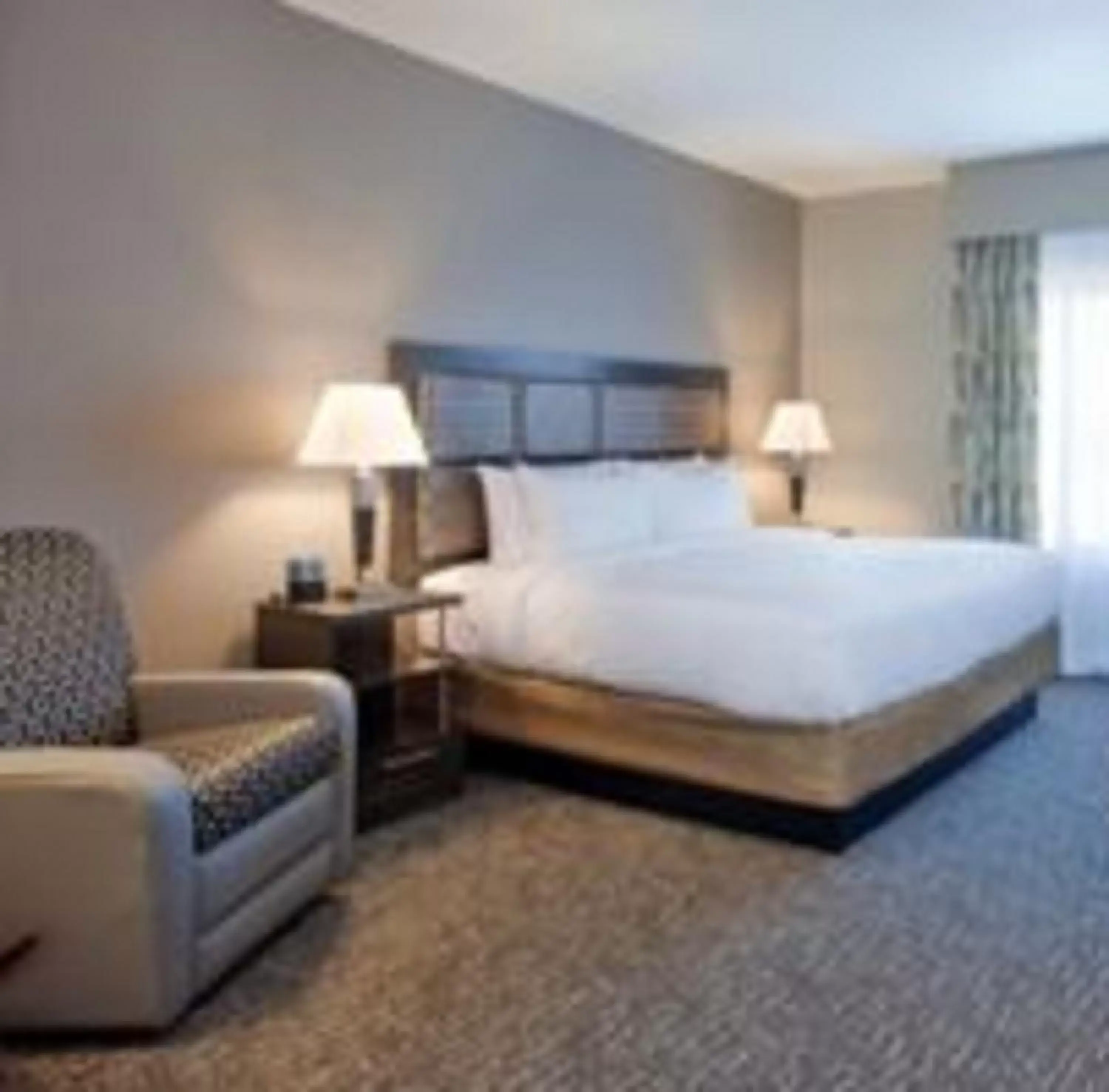 Bedroom, Bed in Candlewood Suites Grand Island, an IHG Hotel