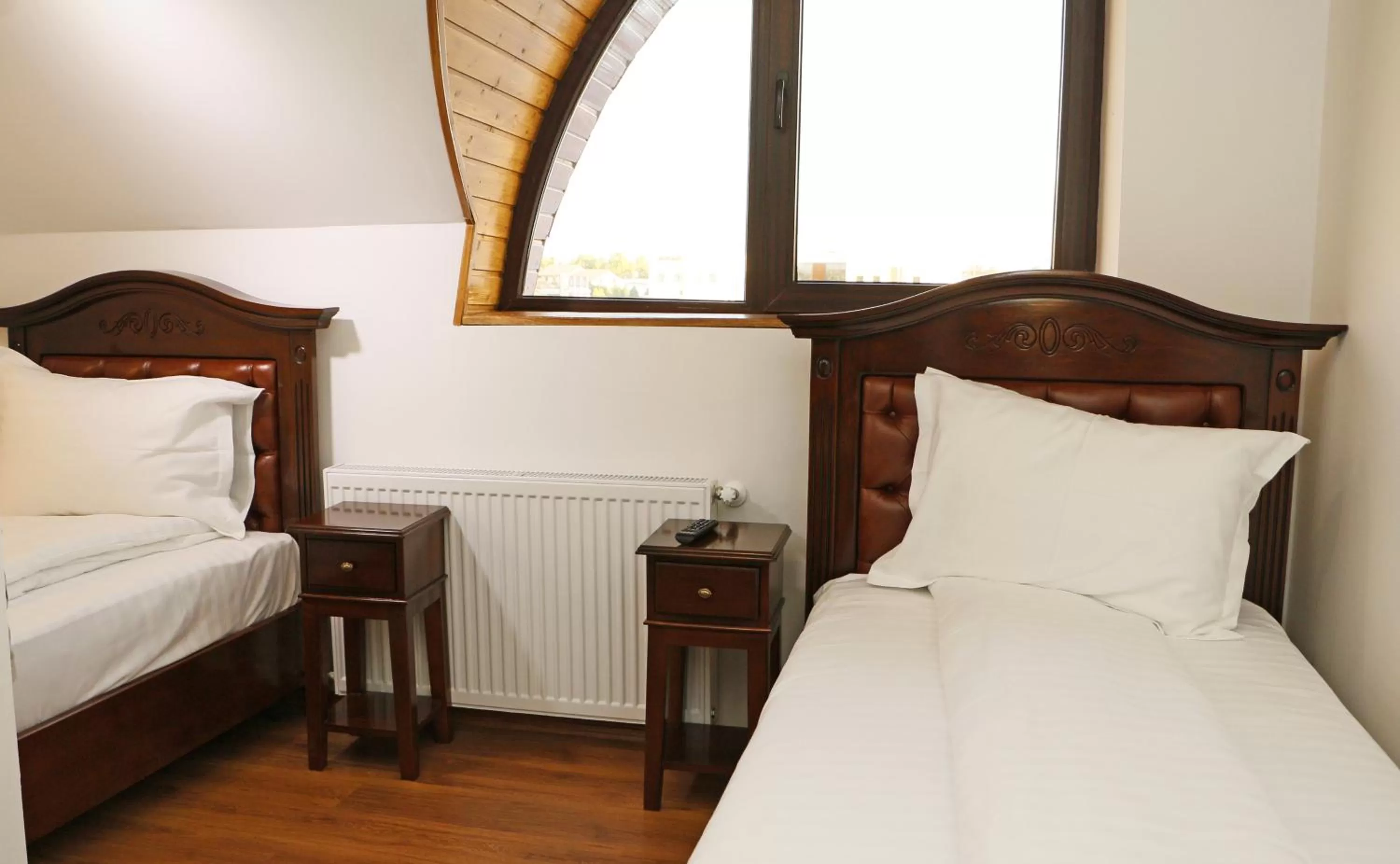 Bed in Hanu lui Gica Spa