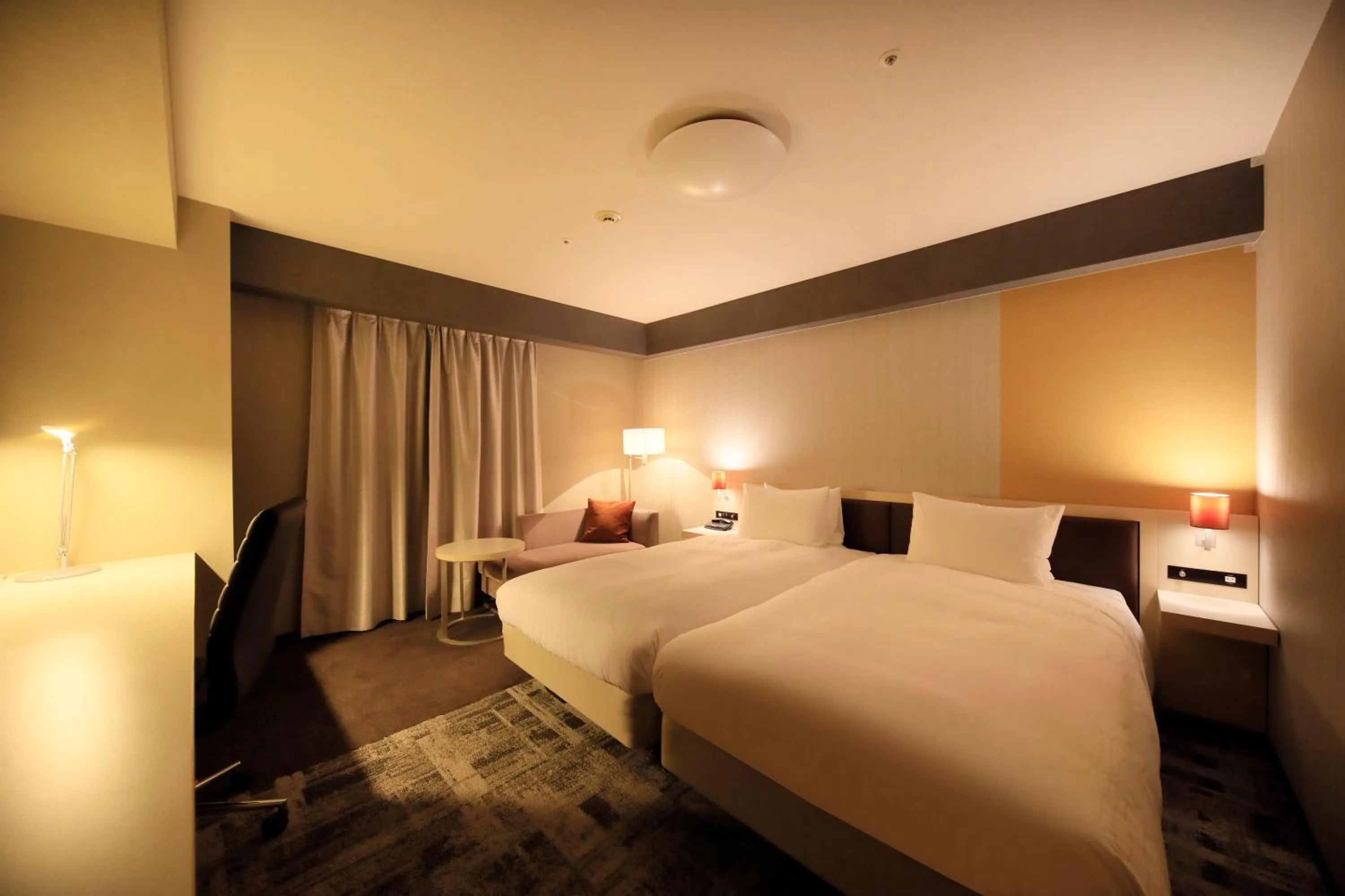 Bed in Richmond Hotel Narita