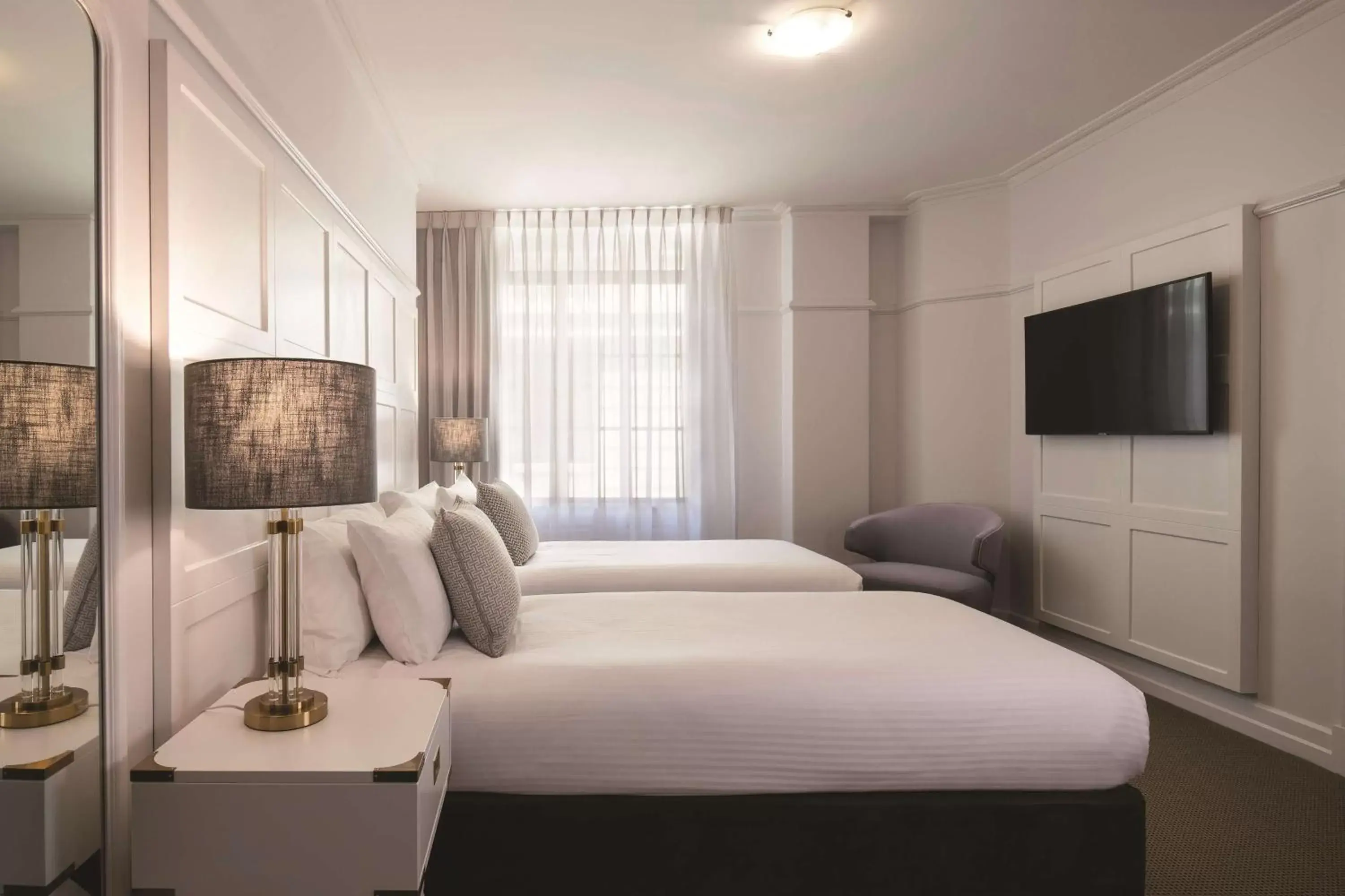 Bedroom, Bed in Adina Apartment Hotel Brisbane Anzac Square