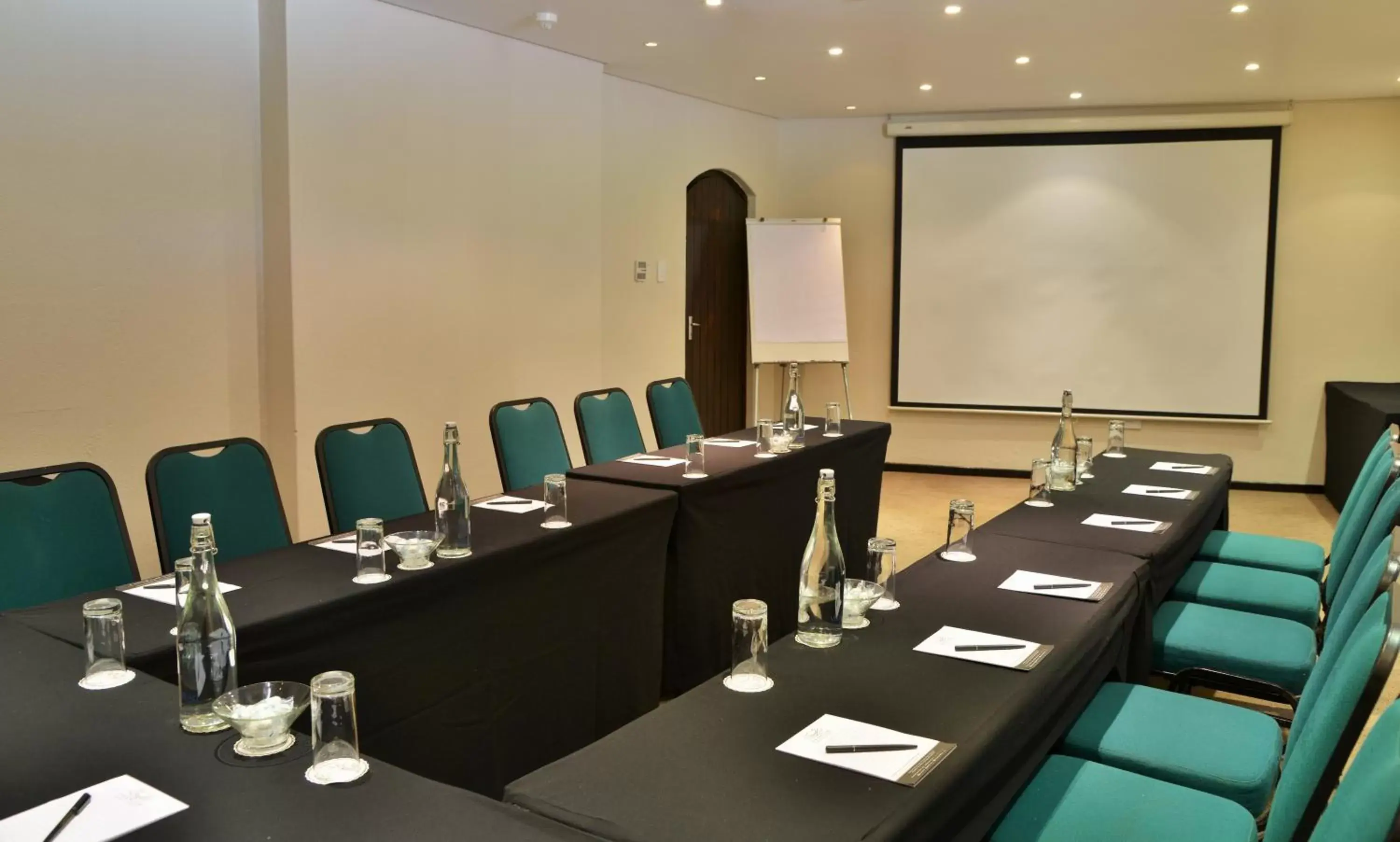 Business facilities in Premier Hotel The Winkler