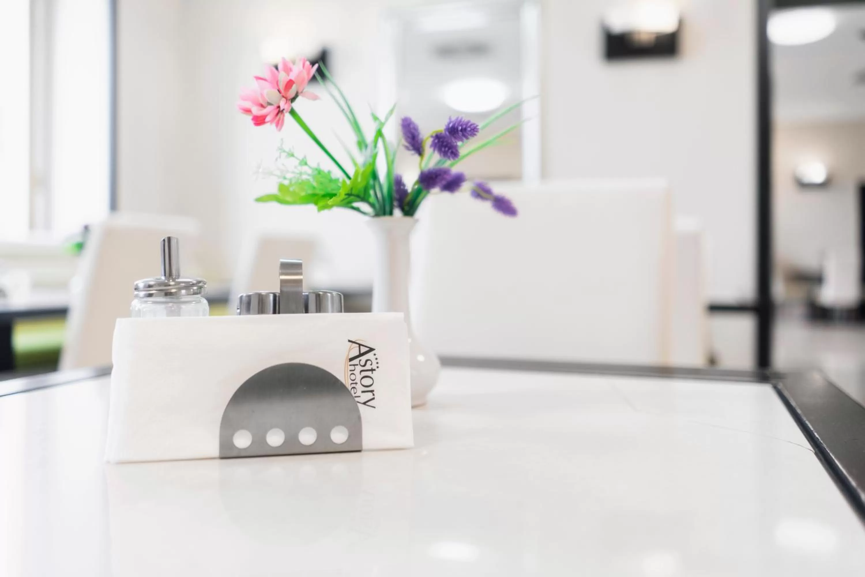 Restaurant/places to eat in Hotel Astory Plzeň