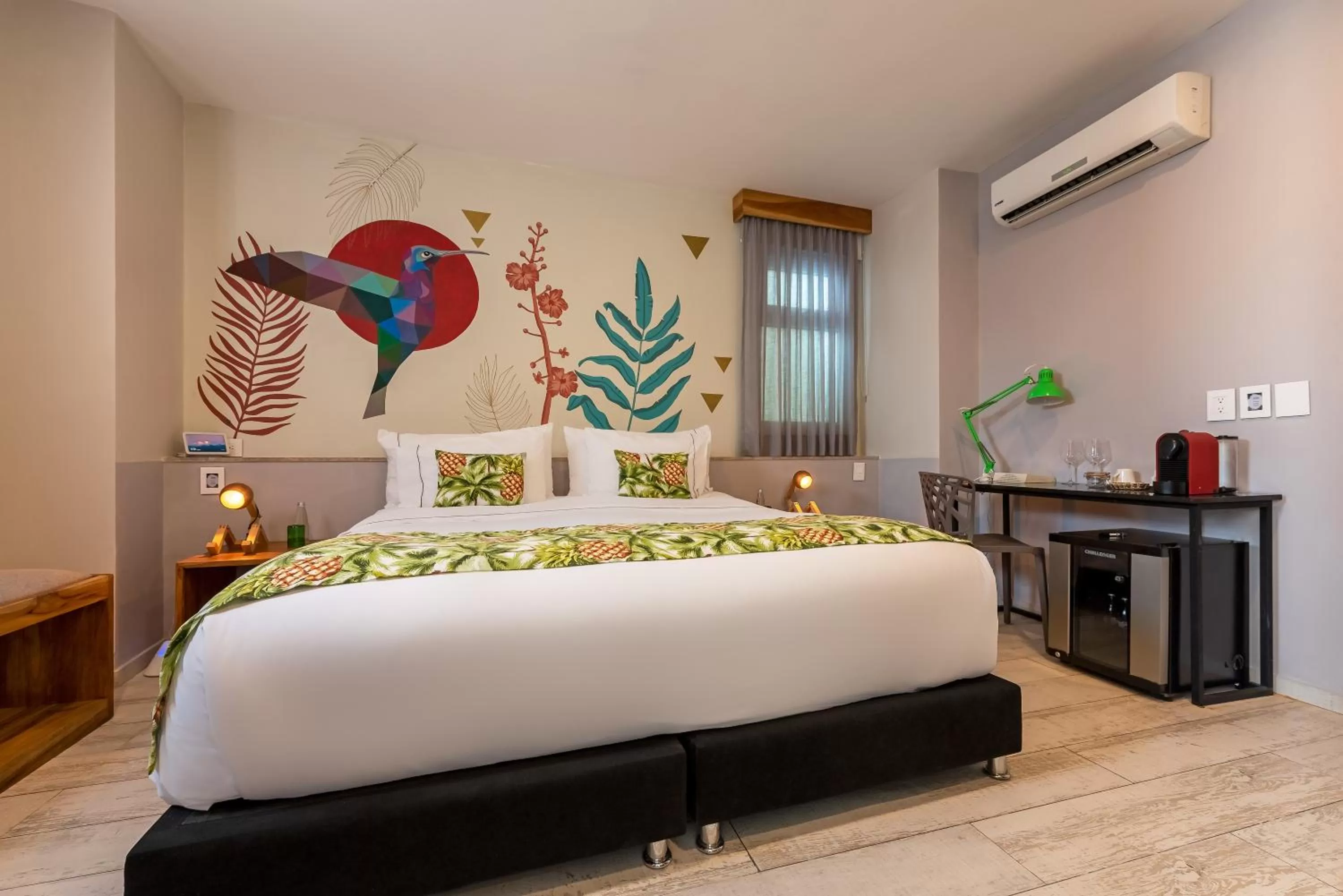 Photo of the whole room, Bed in Townhouse Boutique Hotel