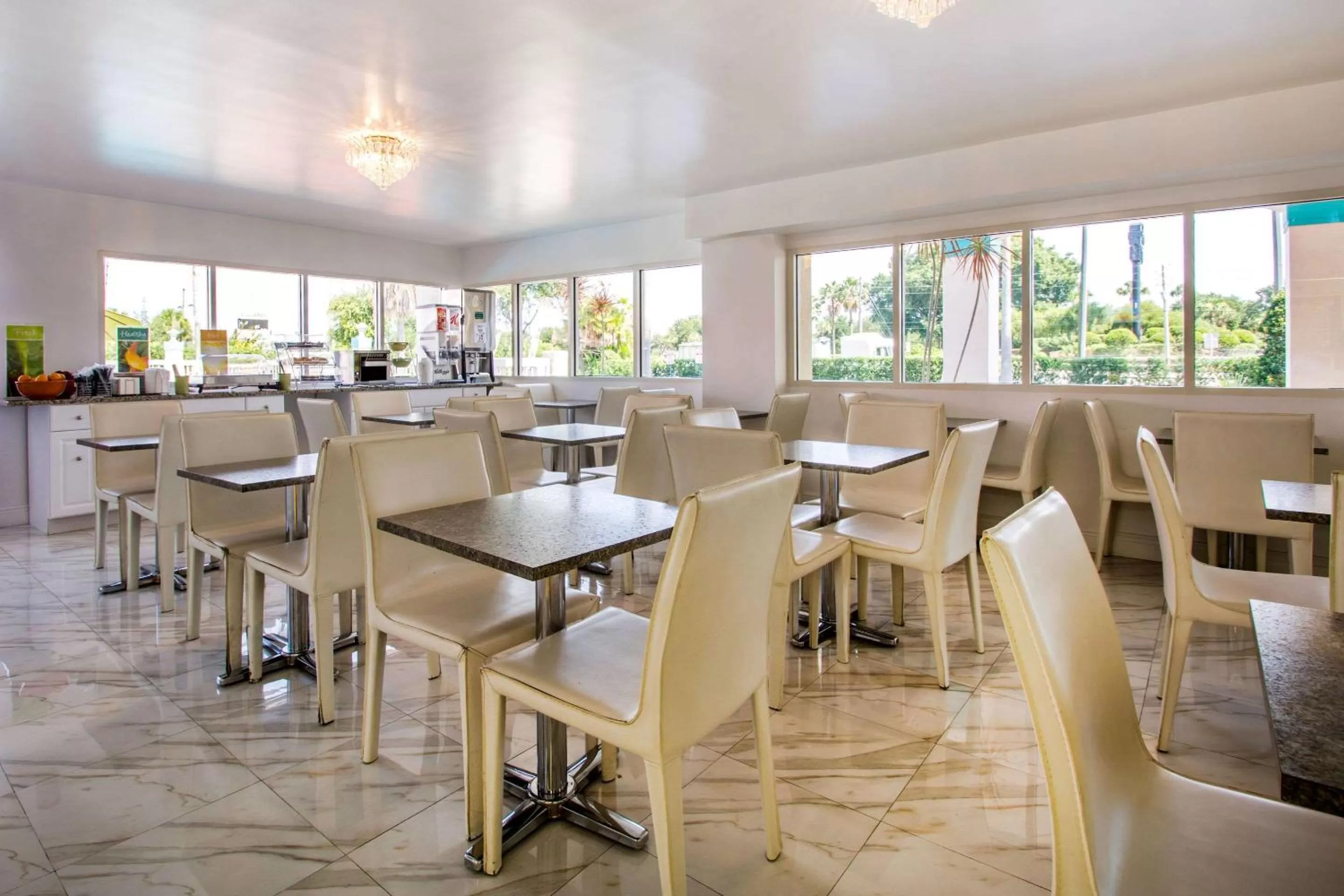 Restaurant/places to eat in Quality Inn Clermont West Kissimmee