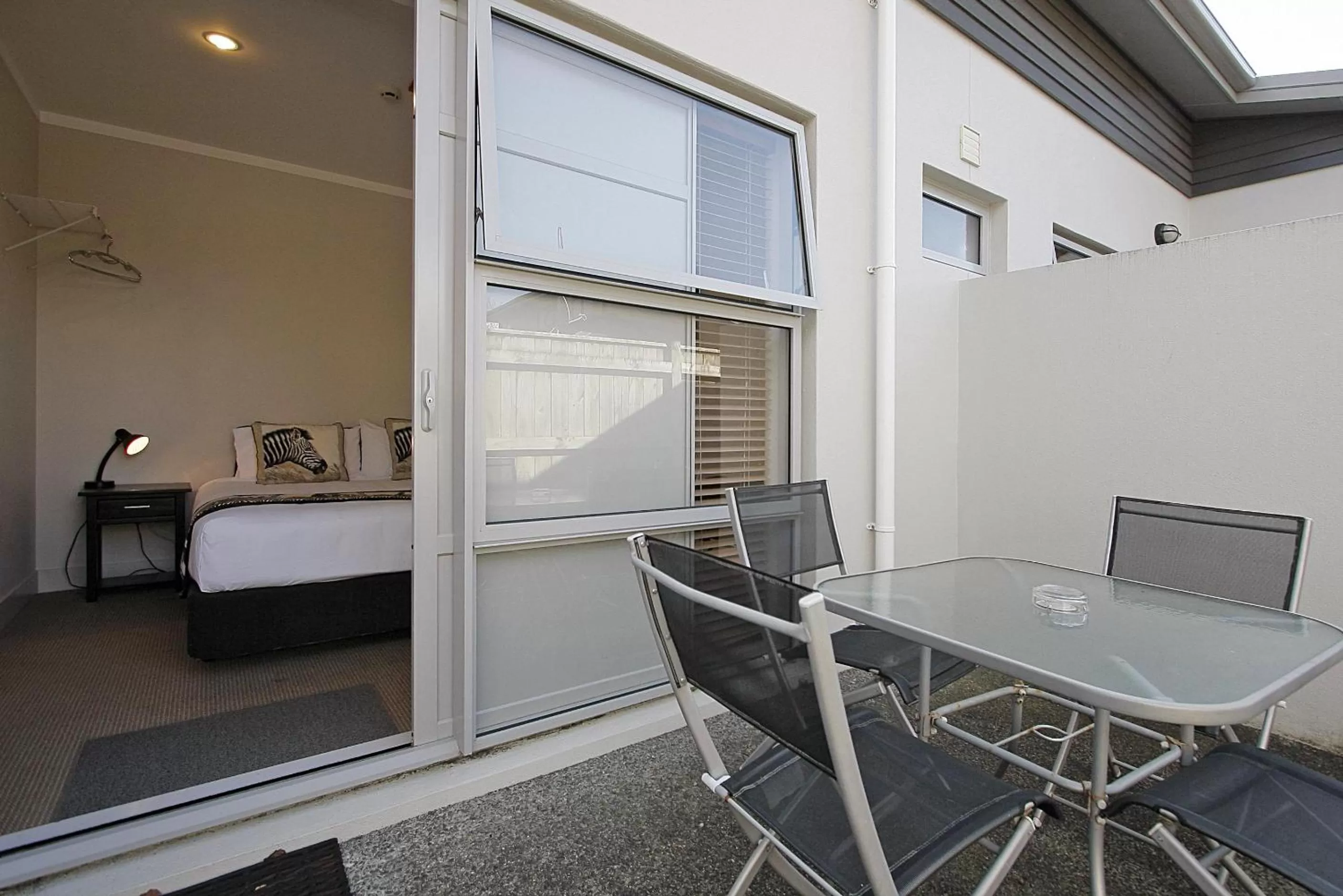 Patio in Big Five Motel