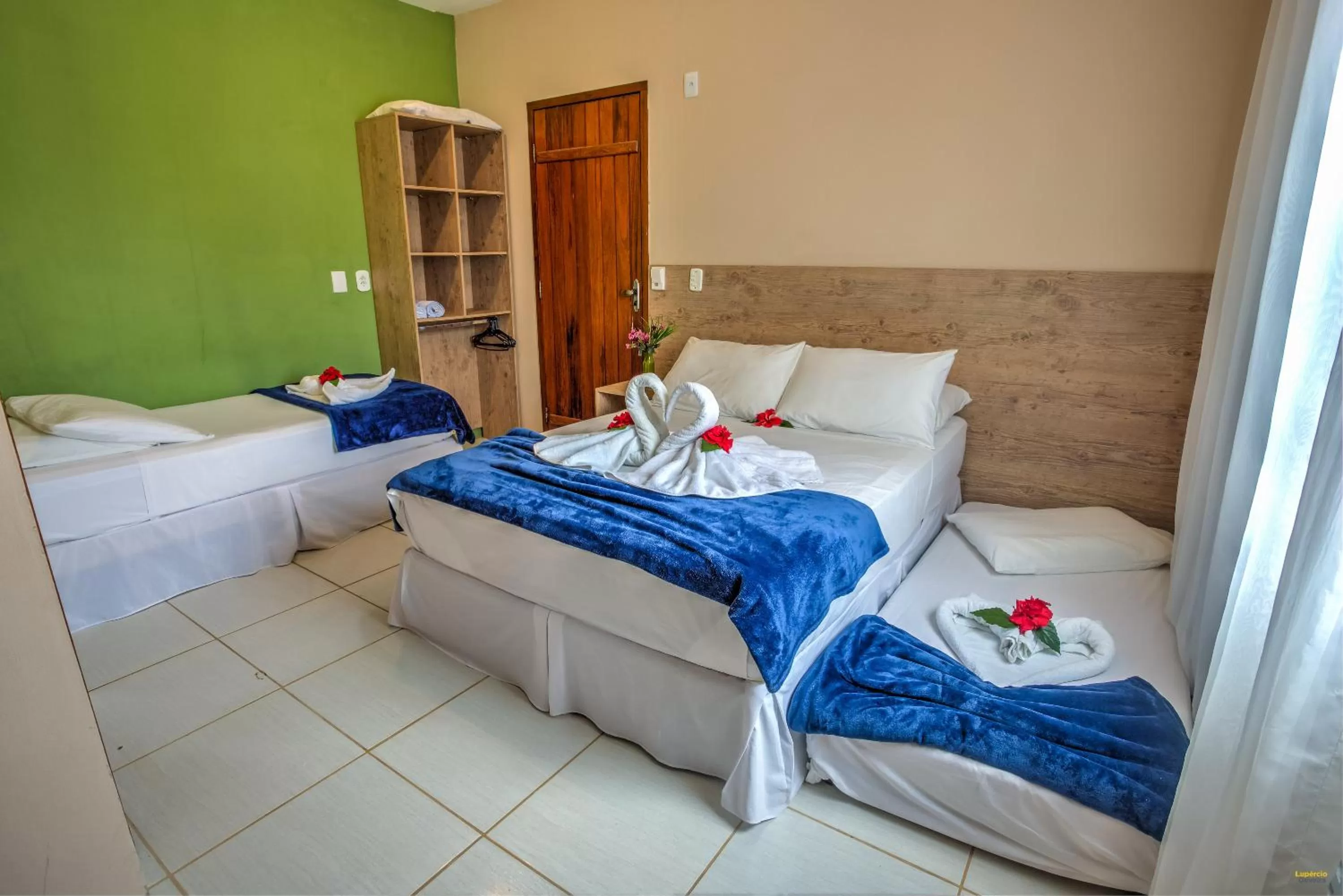 Photo of the whole room, Bed in i9 Embaú Flats & Suites