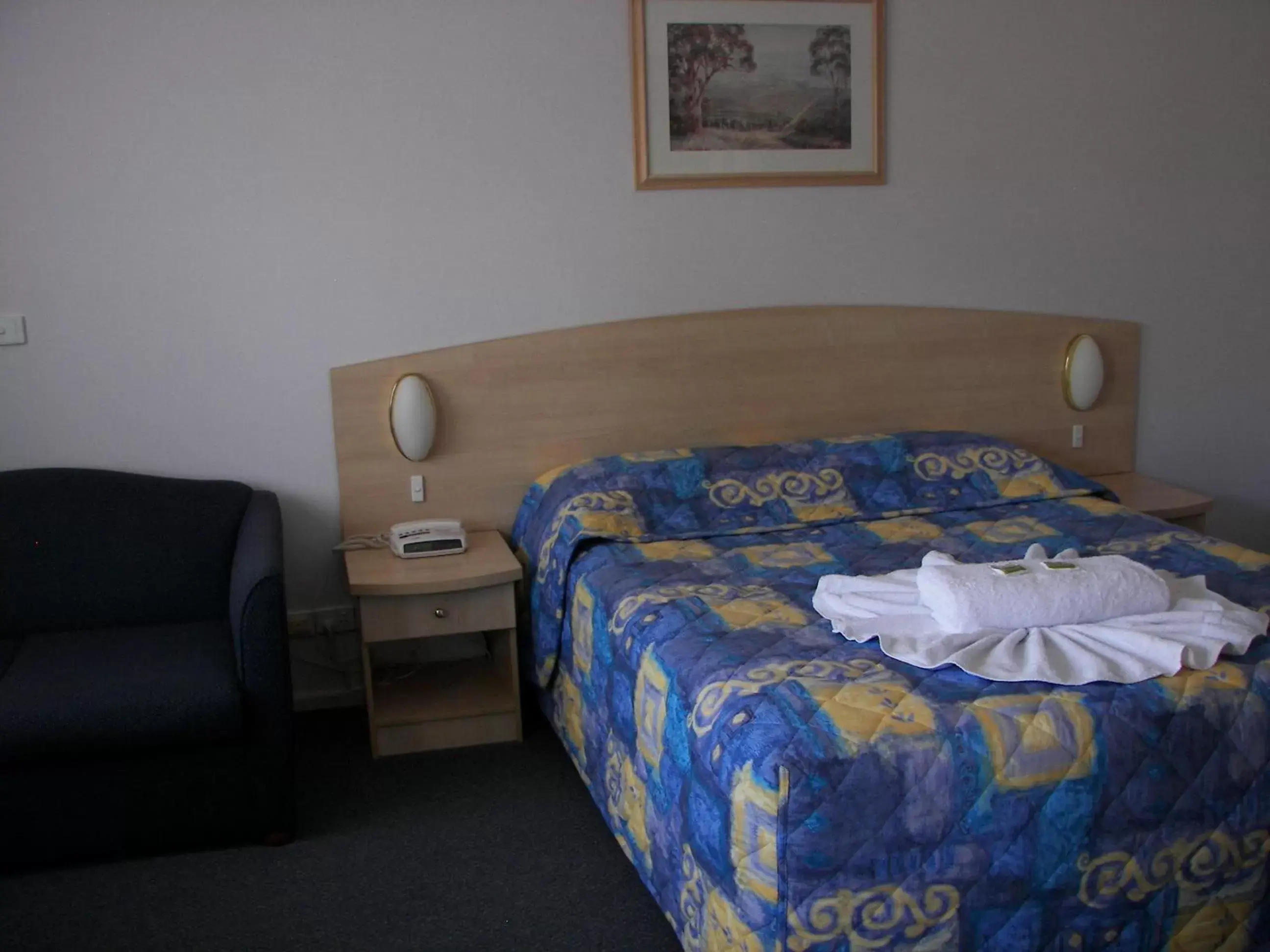 Bed in Bega Southtown Motor Inn