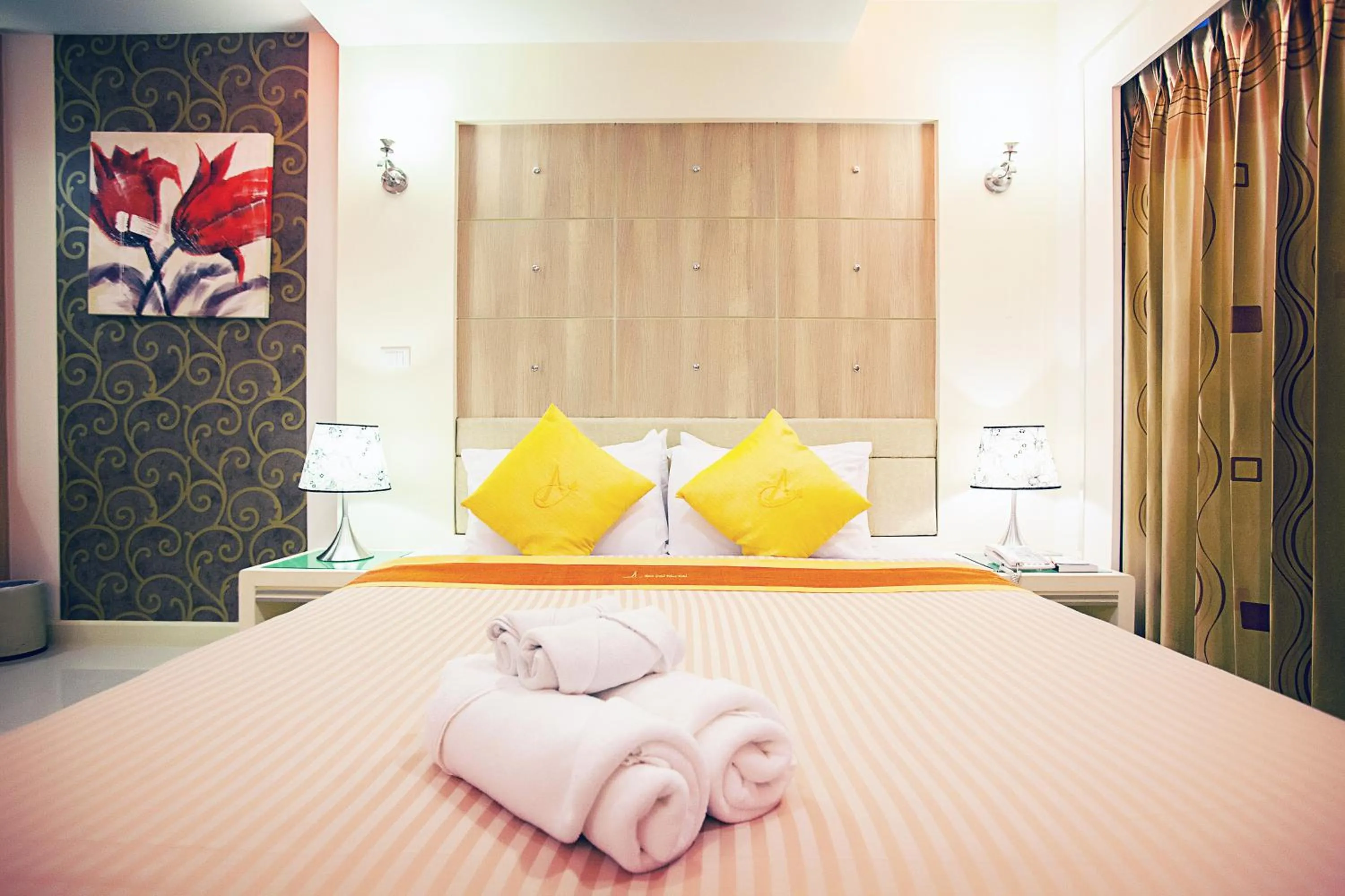 Bed in Ayara Grand Palace Hotel