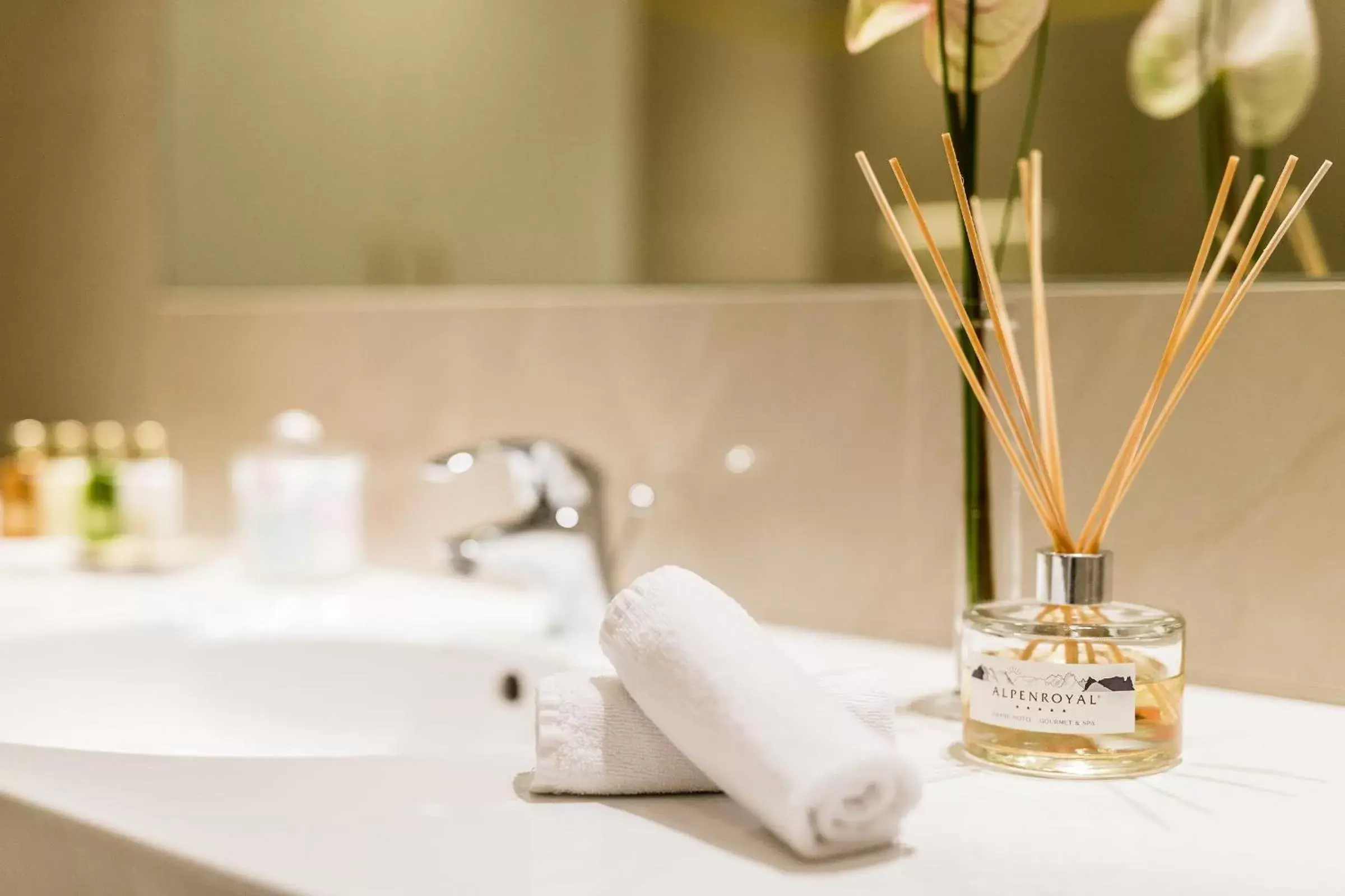 Bathroom in Hotel Alpenroyal - The Leading Hotels of the World