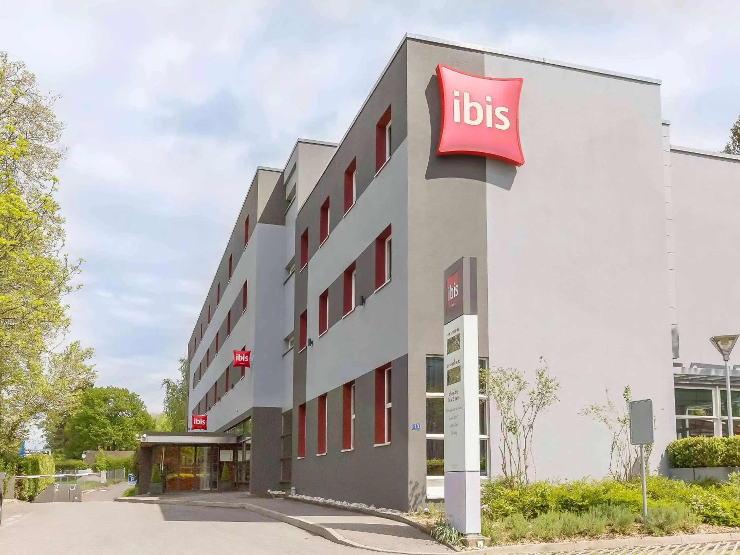 Property Building in ibis Genève Aéroport