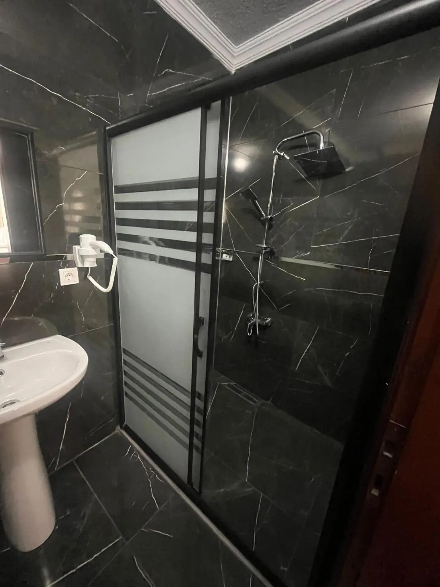 Bathroom in Ottoman Elegance Hotel
