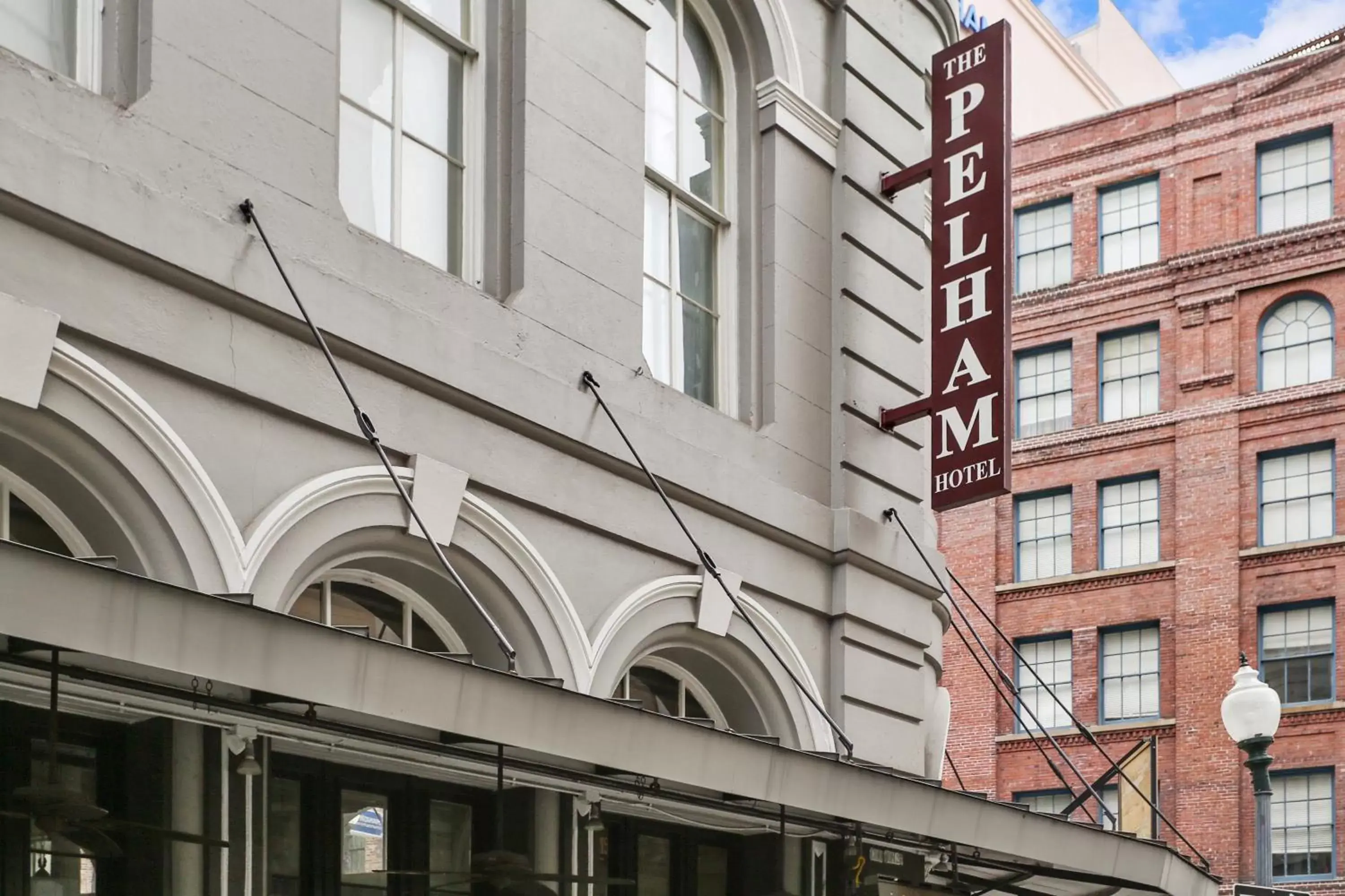 Facade/entrance, Property Building in Pelham Hotel