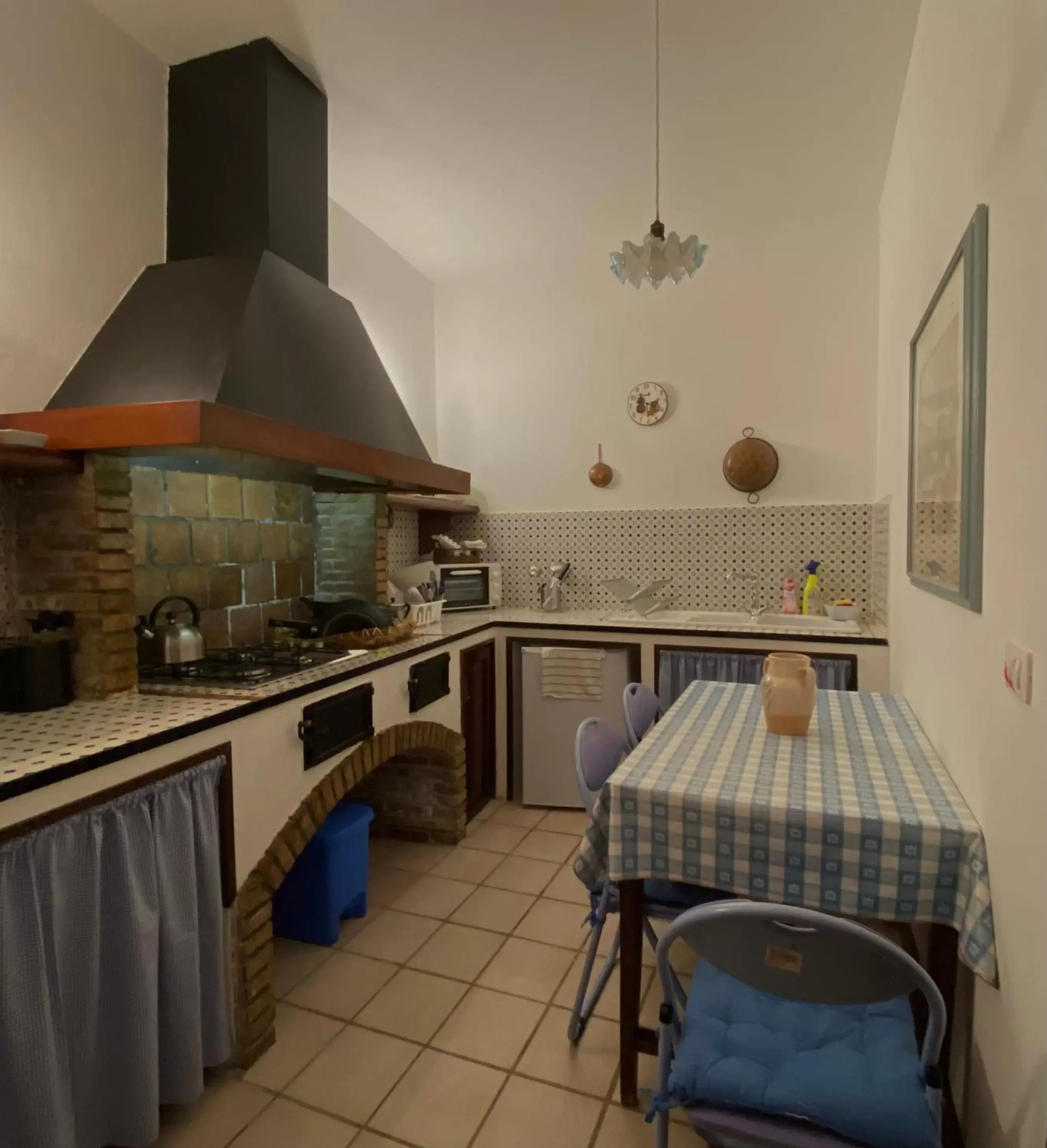 Kitchen or kitchenette, Kitchen/Kitchenette in Bed and Breakfast Il Glicine