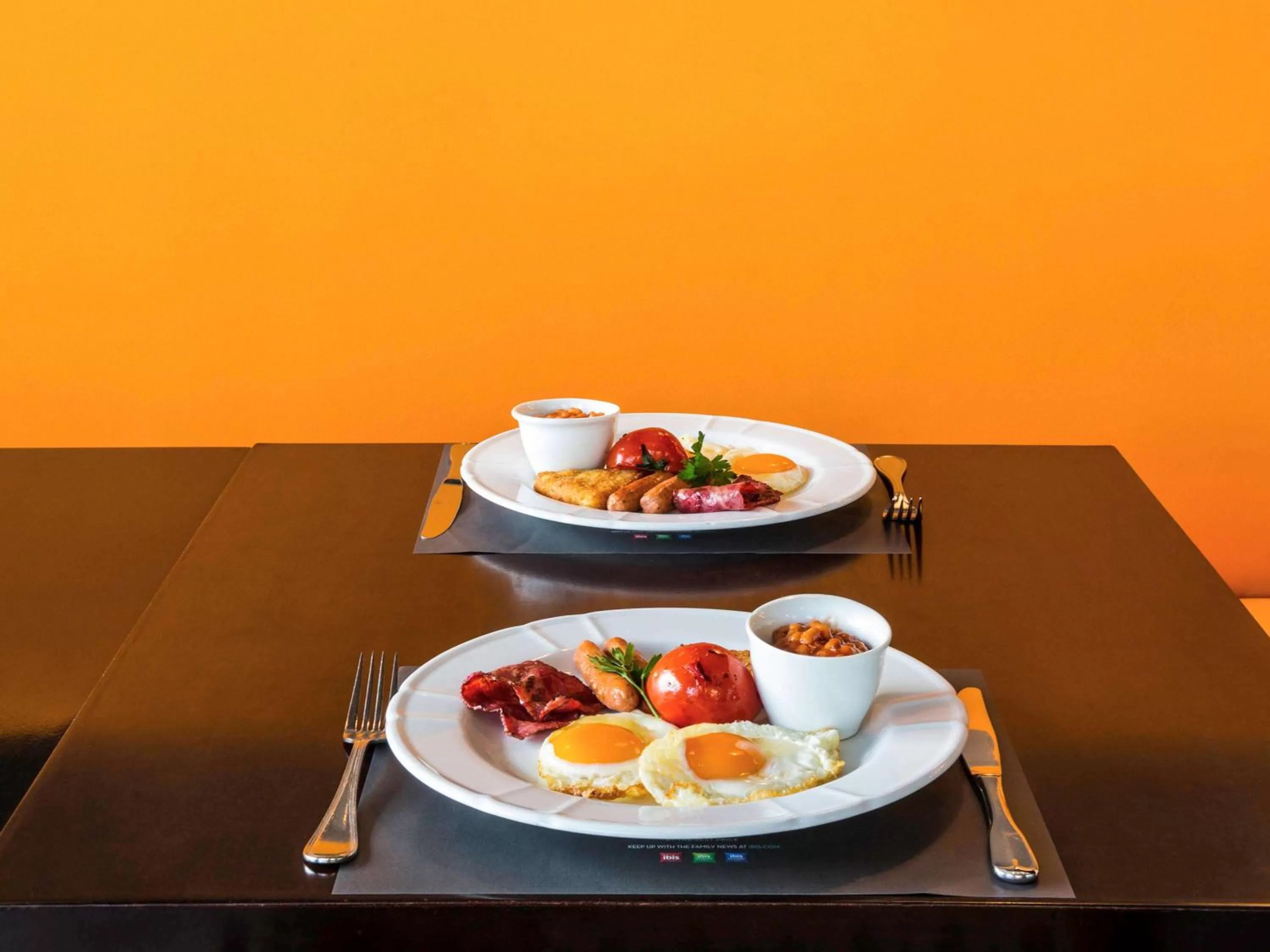 Restaurant/places to eat in ibis Deira Creekside Dubai