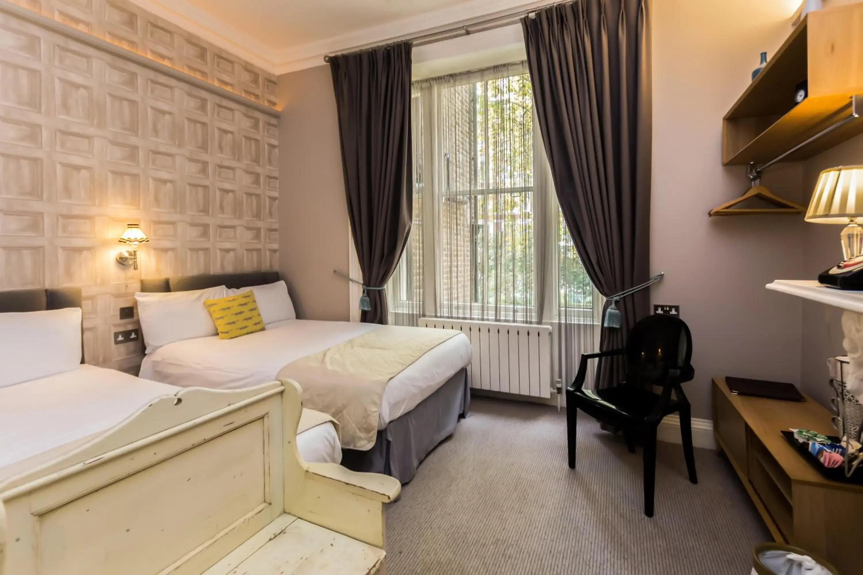 Photo of the whole room, Bed in Arosfa Hotel London by Compass Hospitality