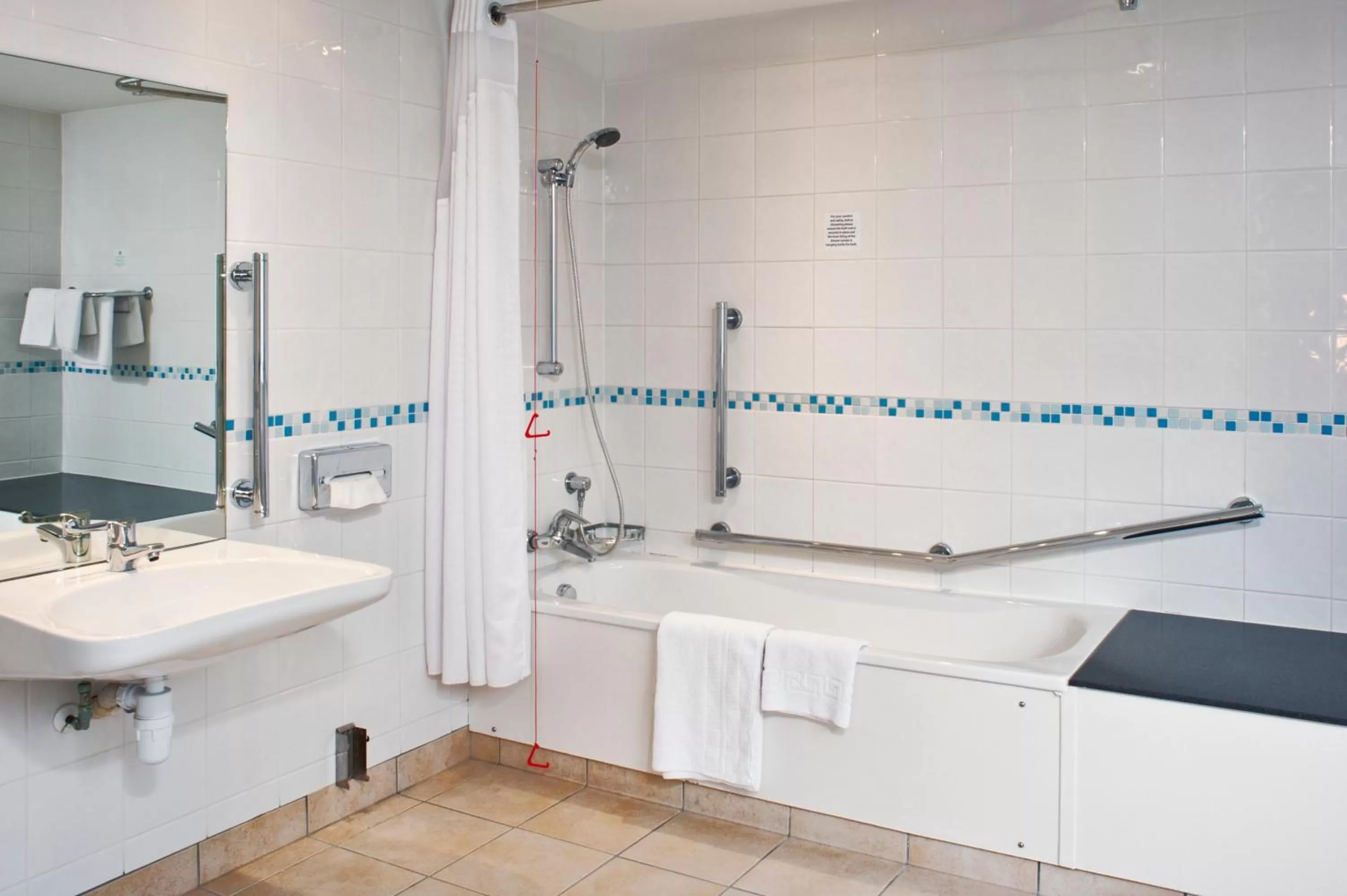 Photo of the whole room in Holiday Inn Maidstone-Sevenoaks by IHG