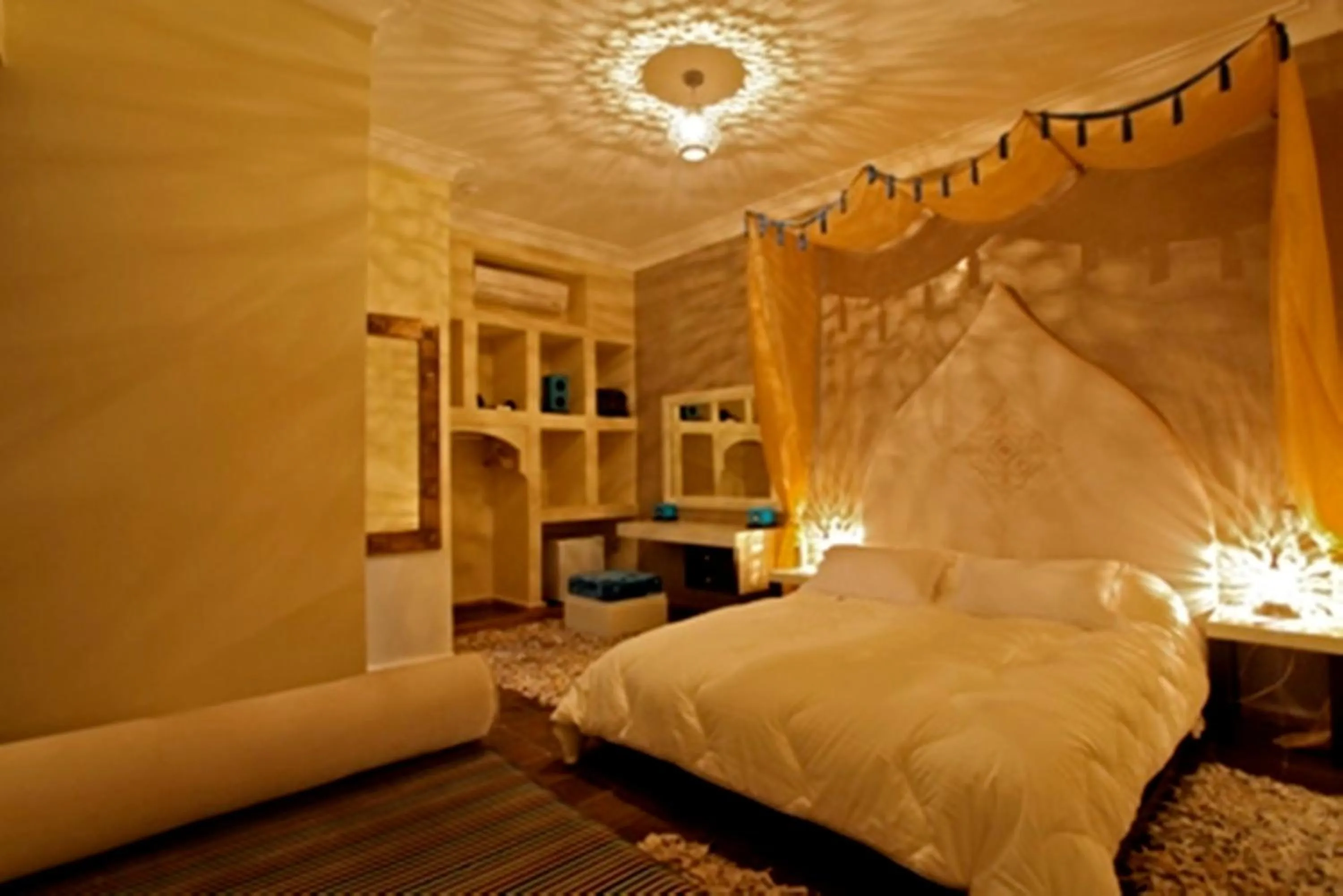 Bedroom, Bed in Ryad Amiran & Spa