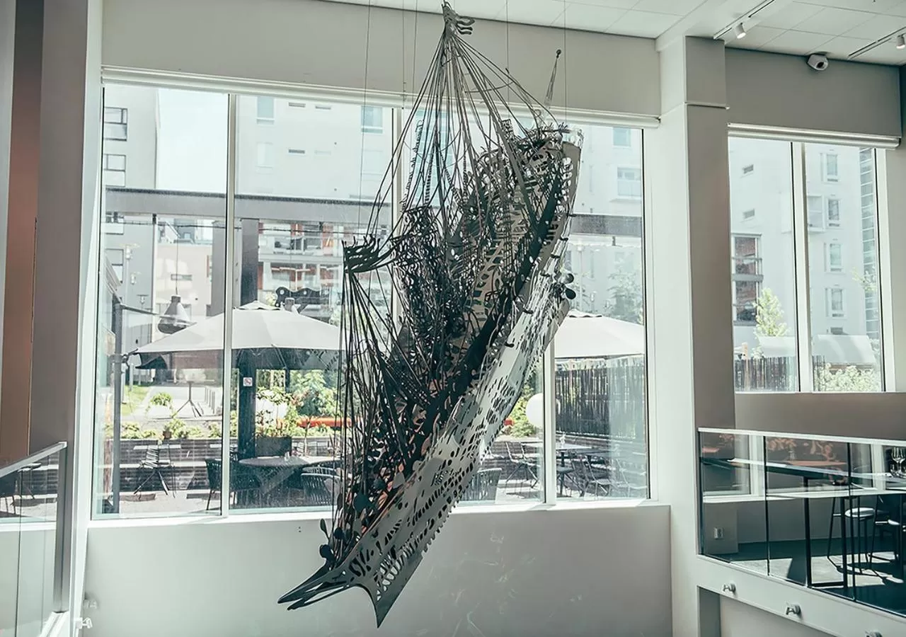 Restaurant/places to eat in Hotel AX