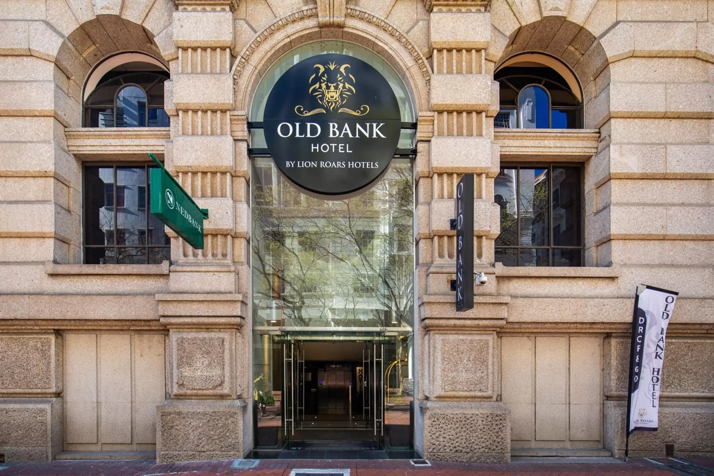 Facade/entrance in Old Bank Hotel - Lion Roars Hotels & Lodges