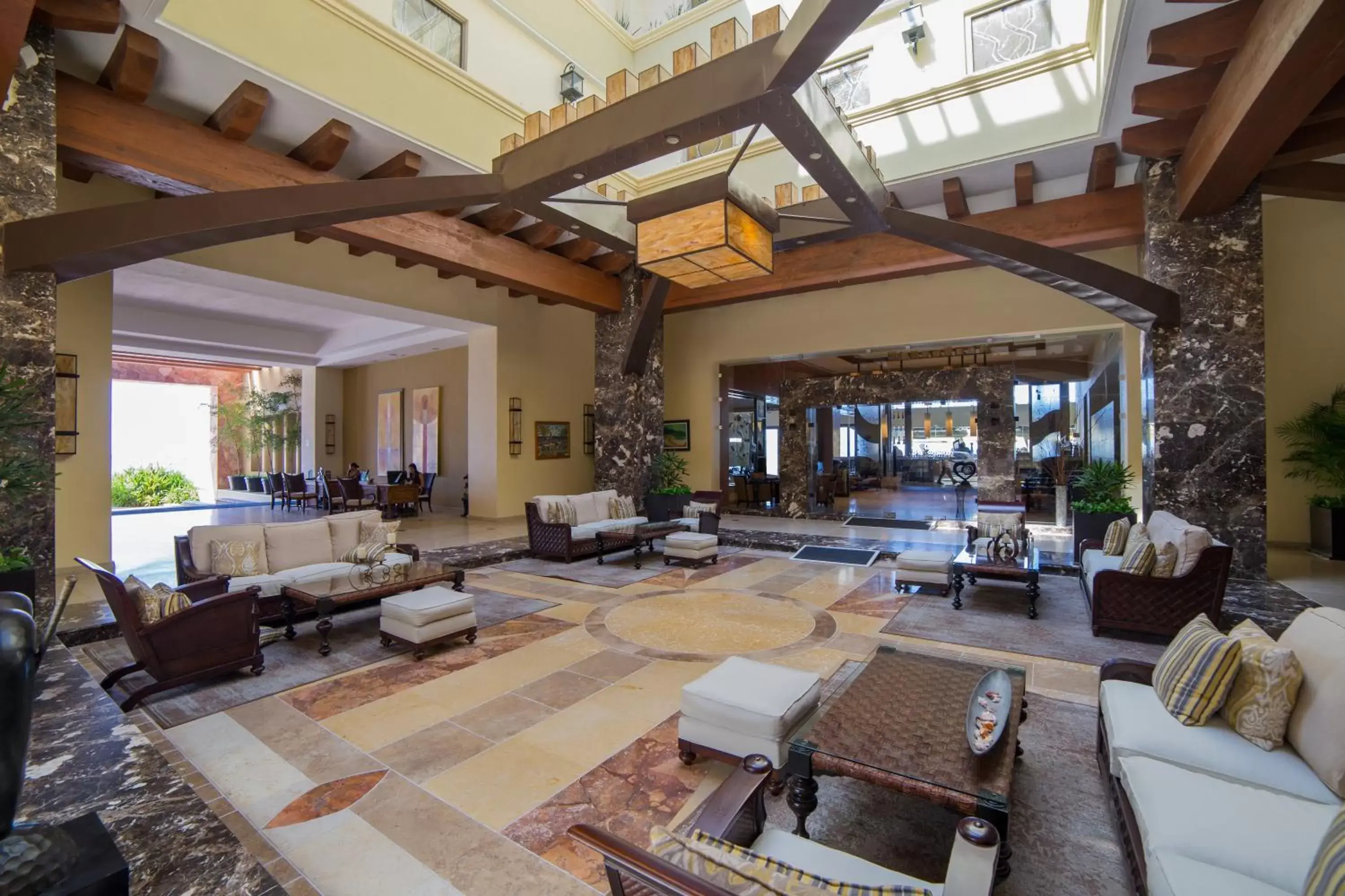 Lobby or reception, Lounge/Bar in Garza Blanca Preserve Resort & Spa
