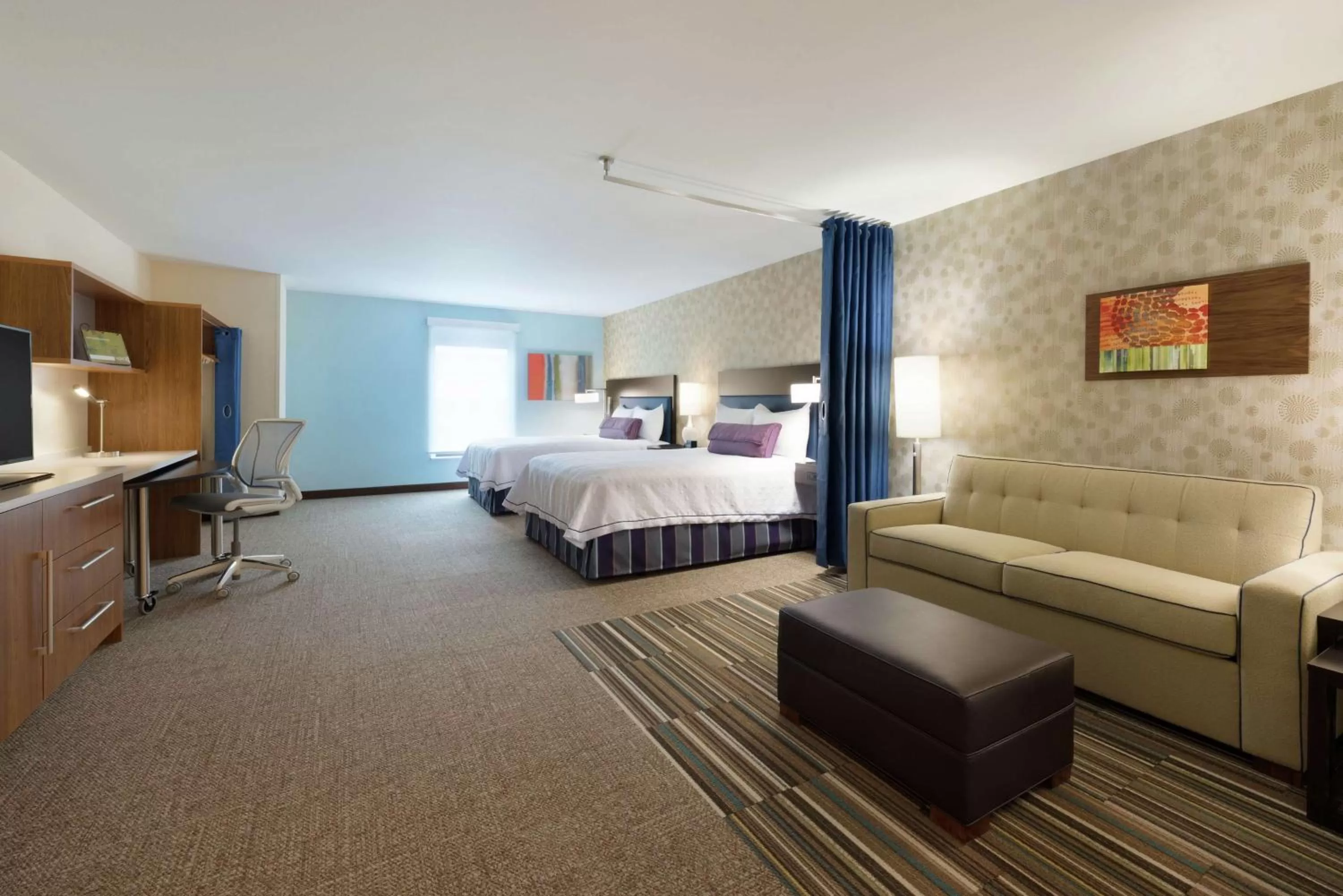 Queen Room with Two Queen Beds with Accessible Bath Tub - Non-Smoking in Home2 Suites by Hilton Milwaukee Airport