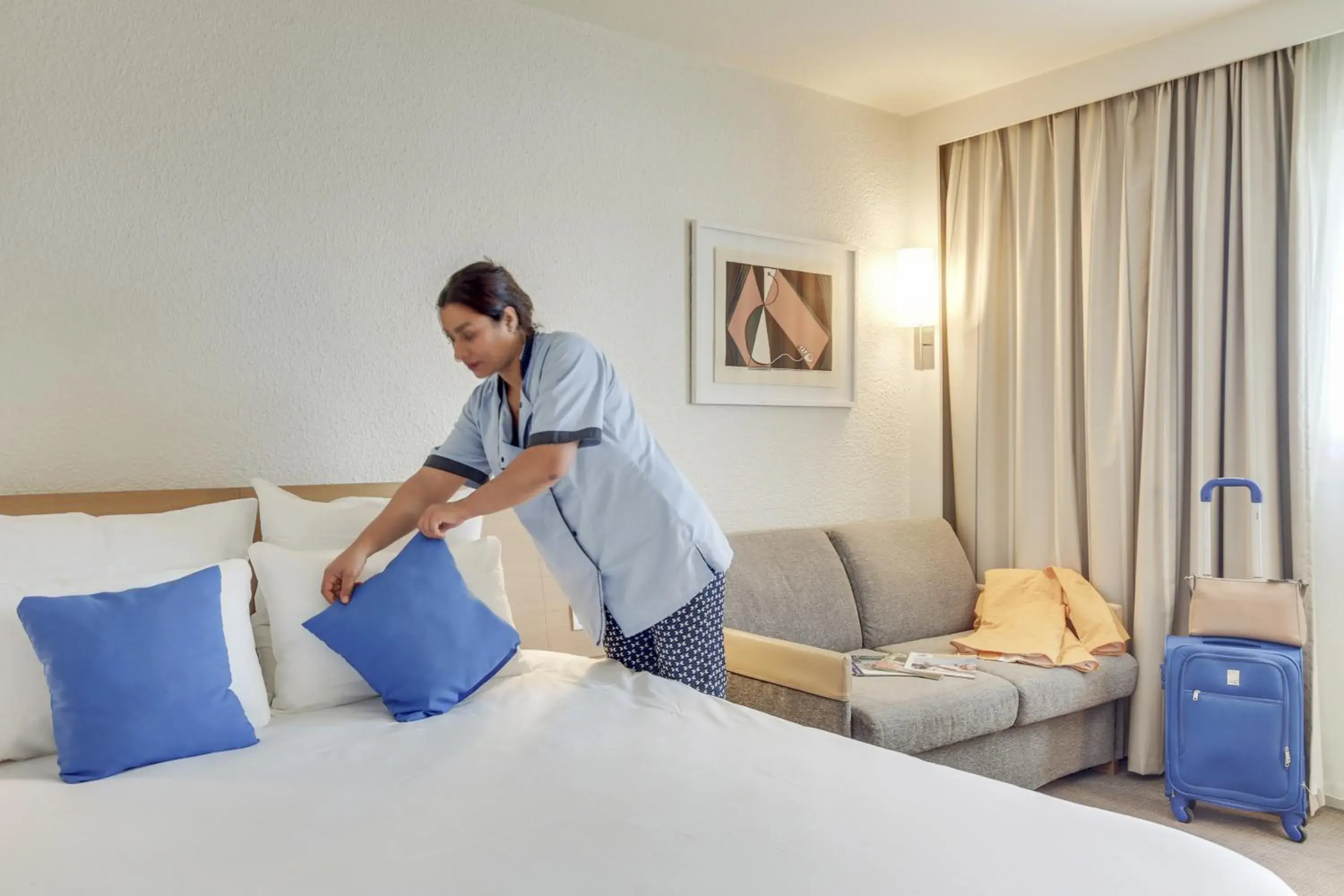 Bedroom in Novotel Poissy Orgeval