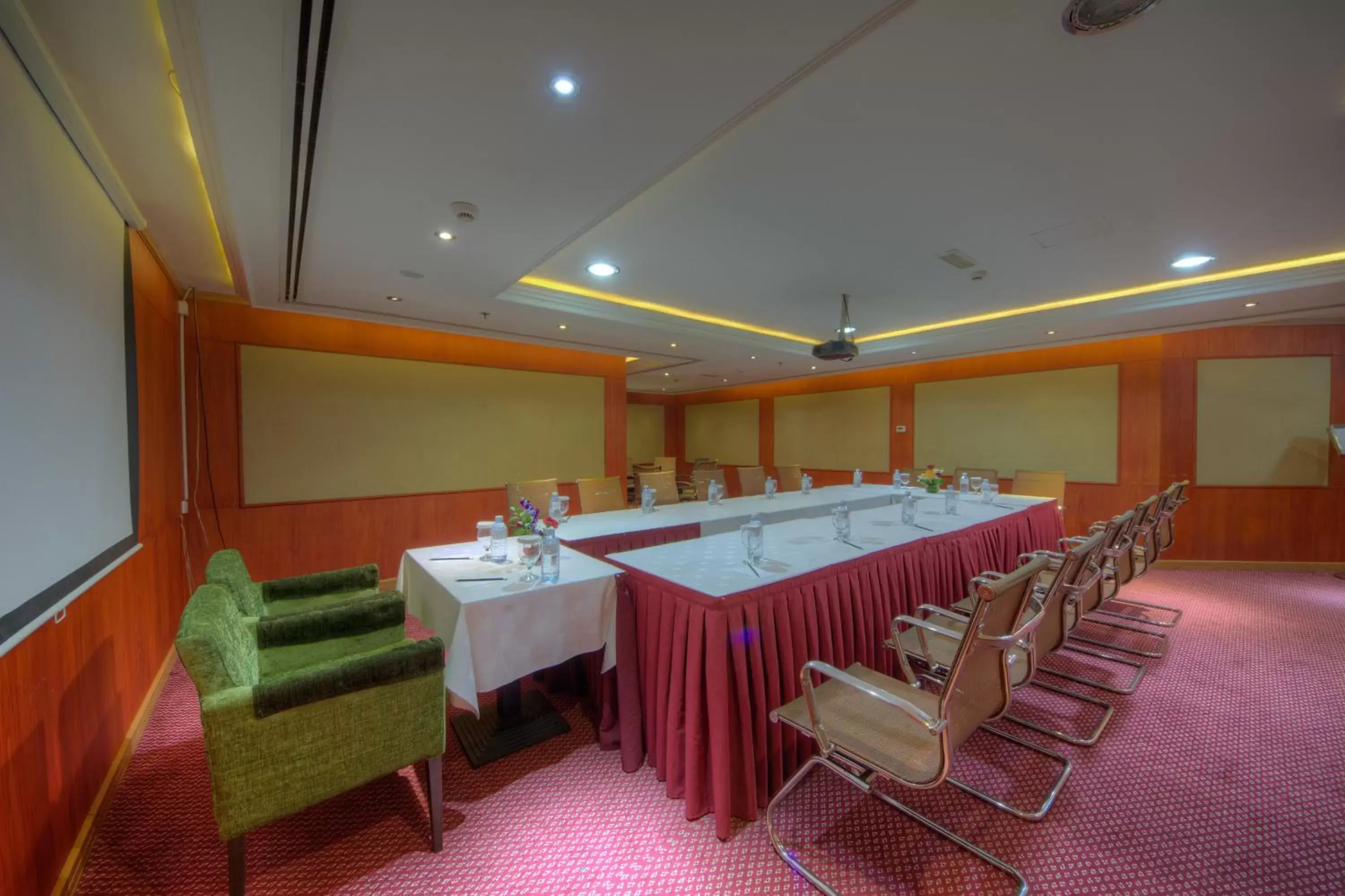 Business facilities in Fortune Grand Hotel