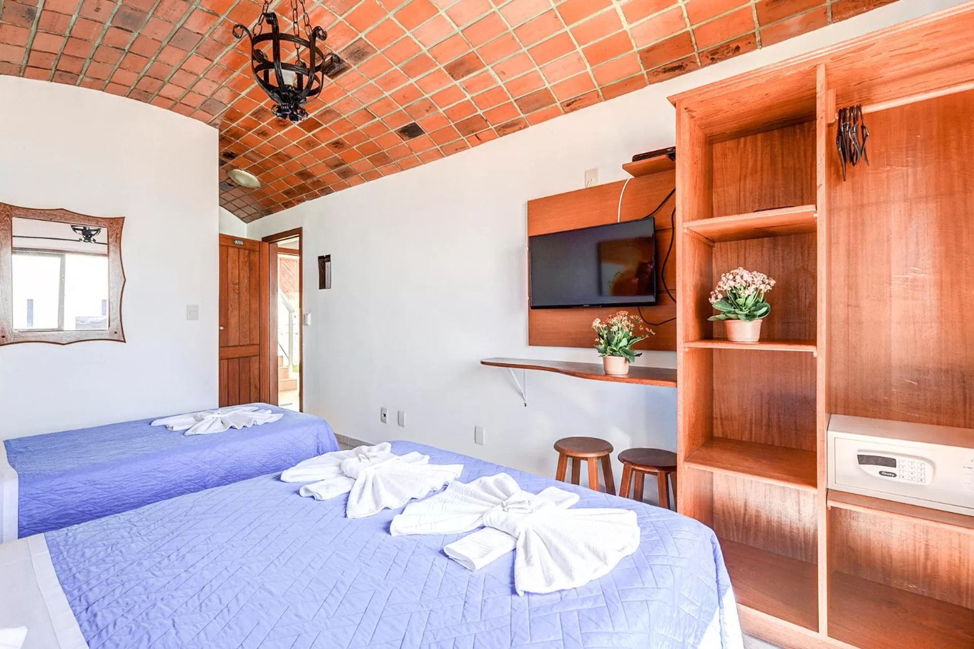 Photo of the whole room, Bed in Village Paraíso