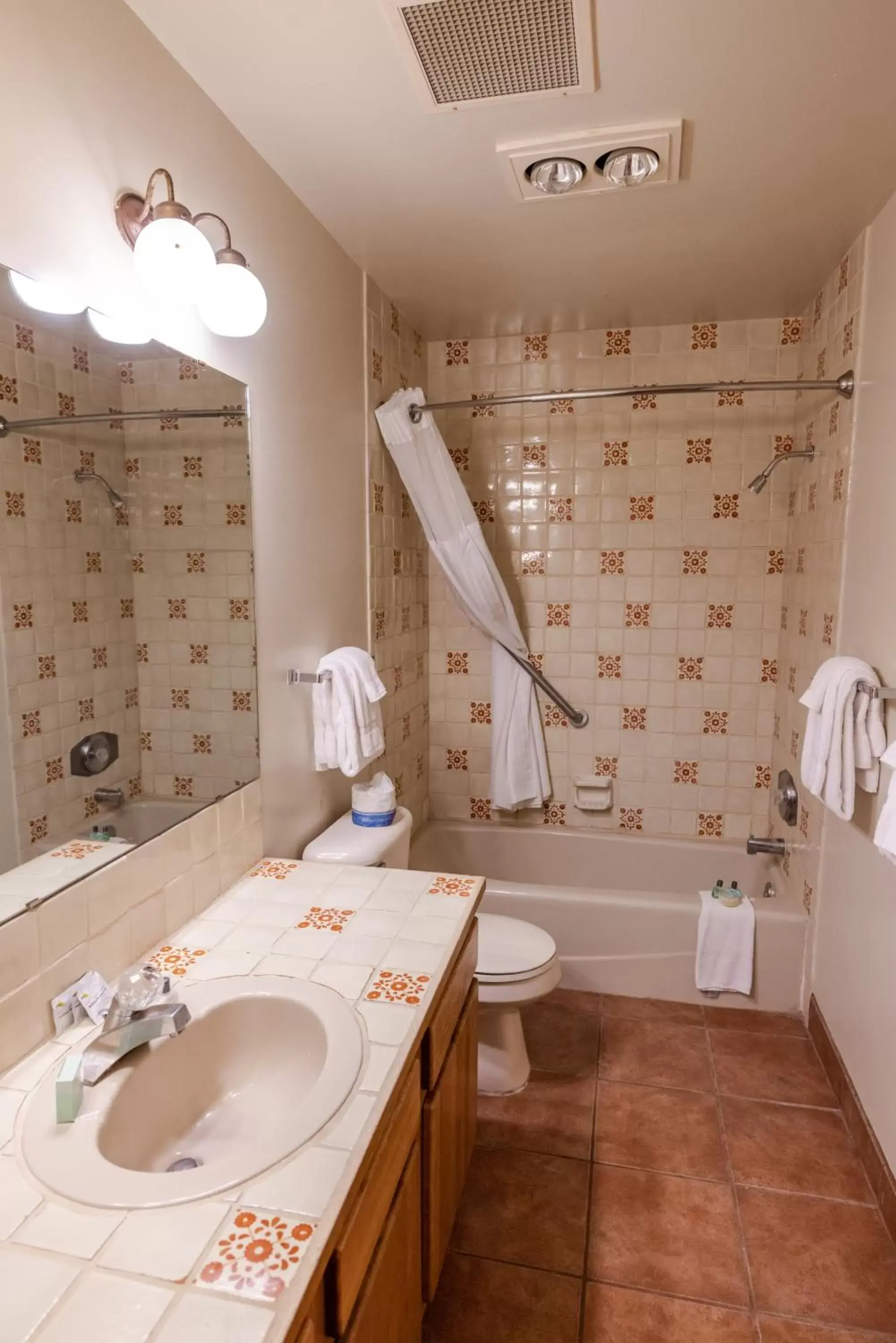 Bathroom in Sagebrush Inn & Suites