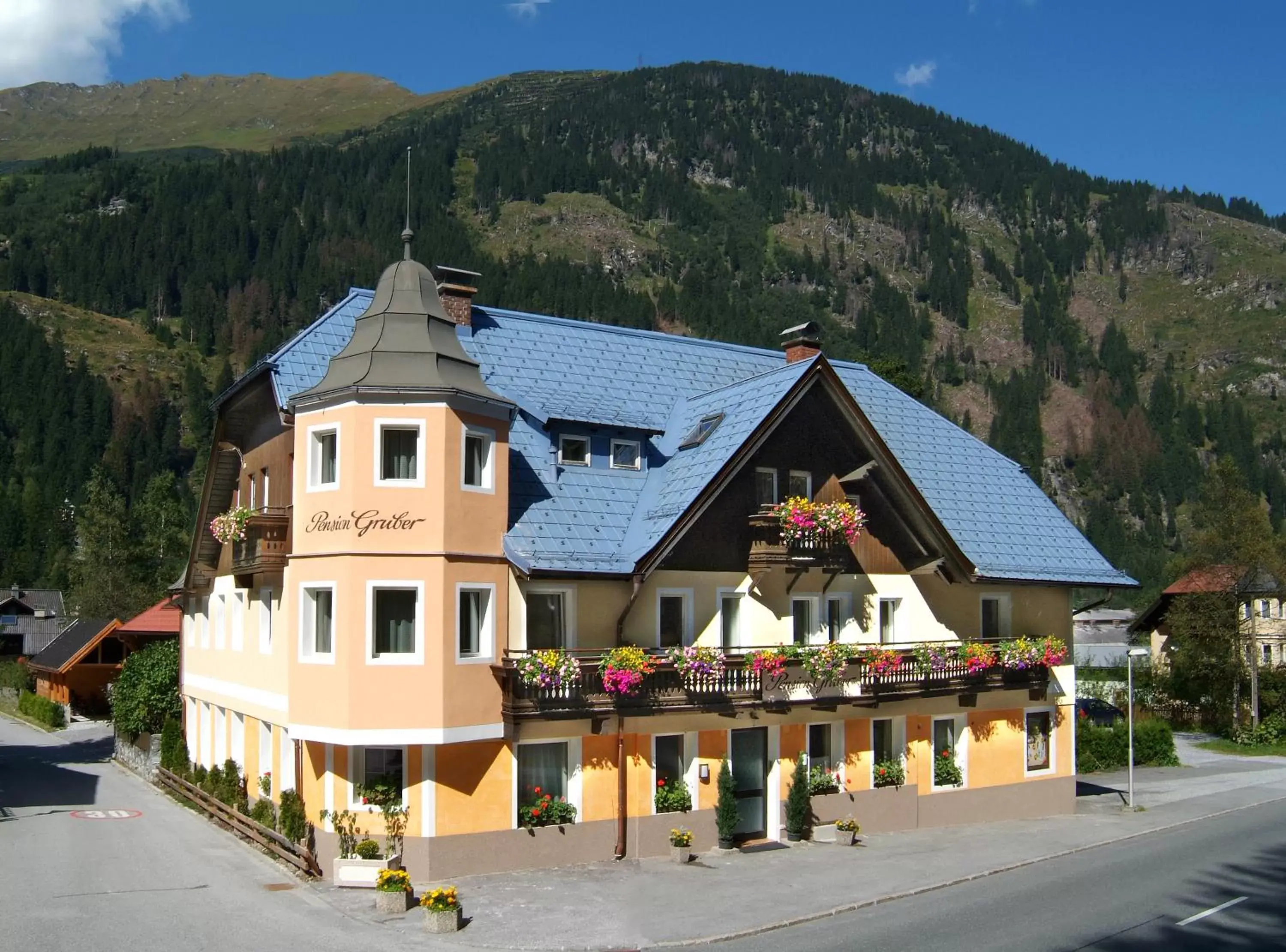 Facade/entrance, Property Building in Residenz Gruber, Hotel & Appartments