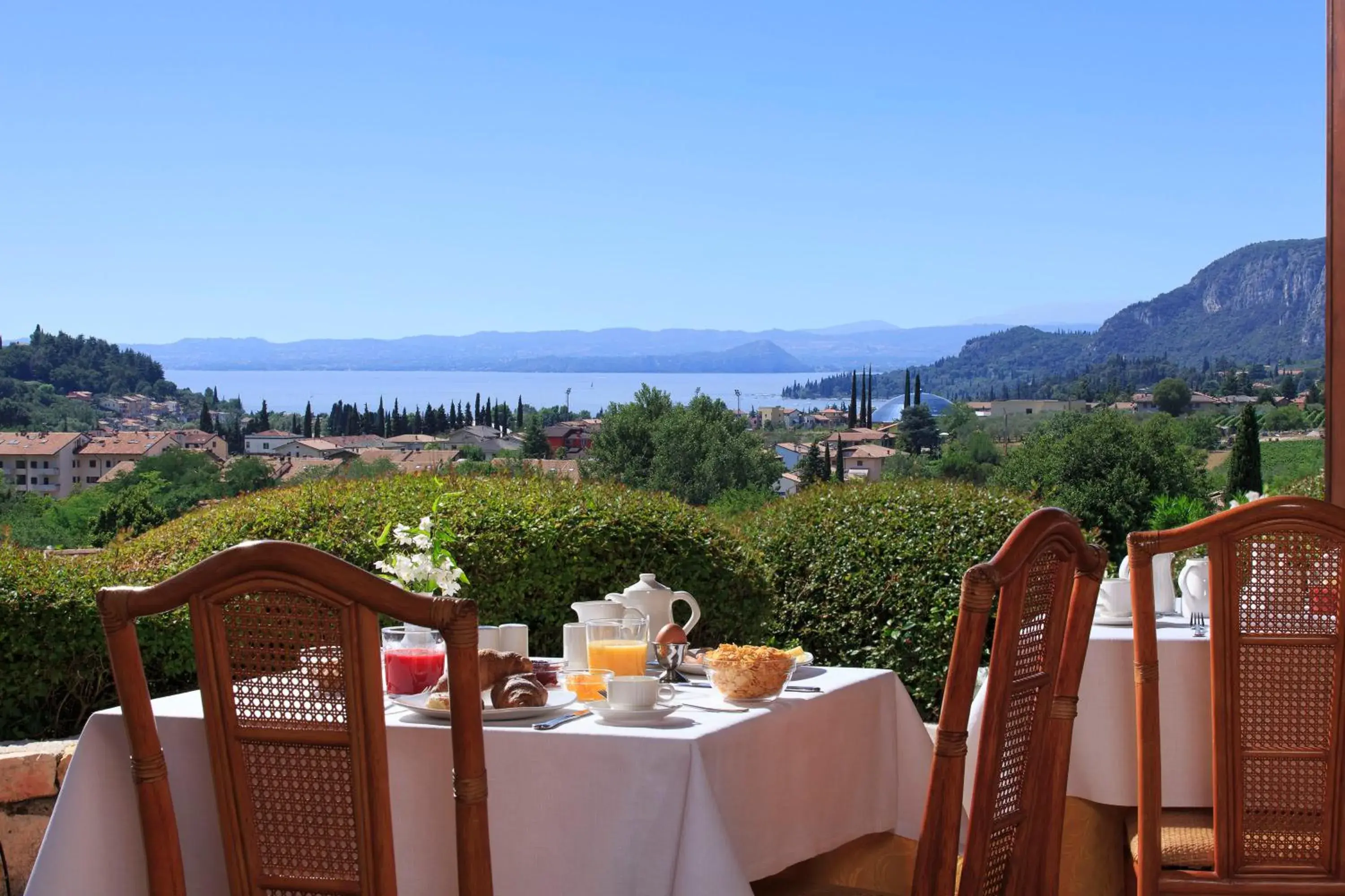 Restaurant/places to eat in Poiano Garda Resort Hotel