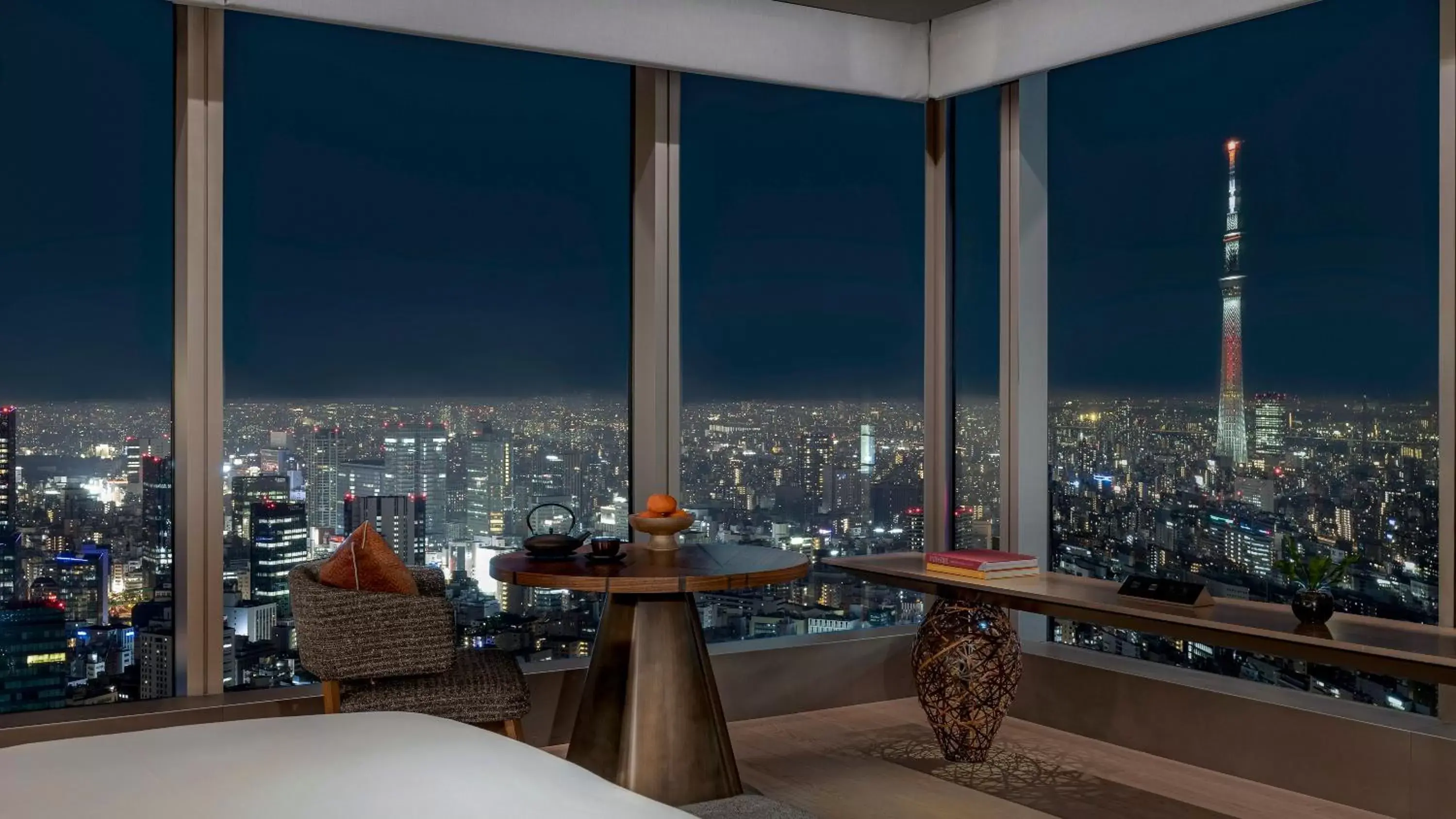 View (from property/room), City View in Four Seasons Hotel Tokyo at Otemachi