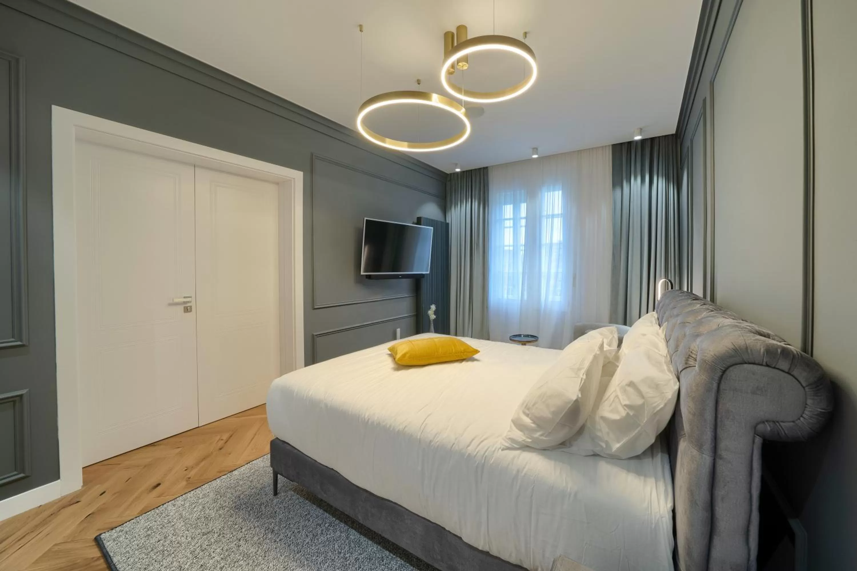 Photo of the whole room in Elysium Residence