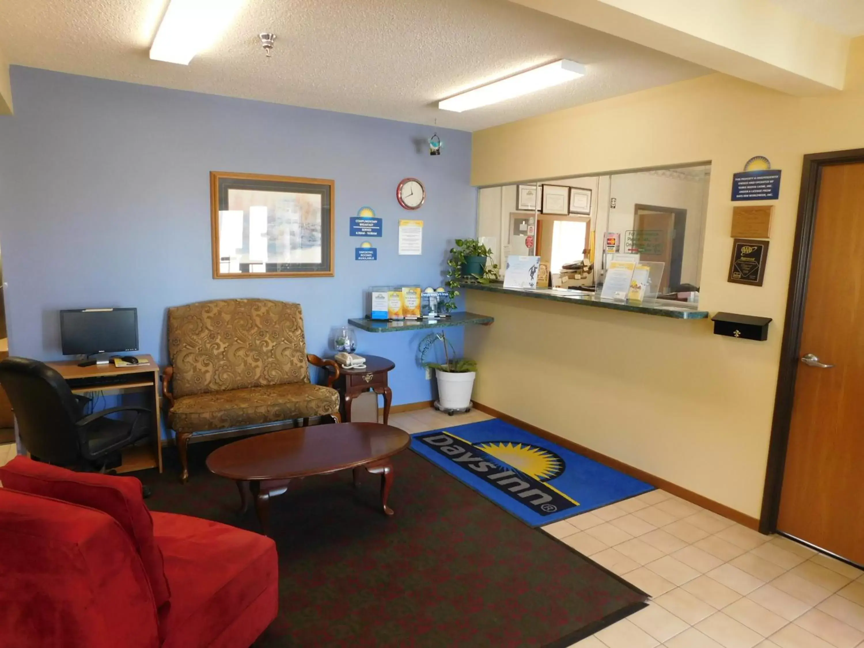 Lobby or reception in Days Inn by Wyndham Lexington NE Lobby or reception in Days Inn by Wyndham Lexington NE